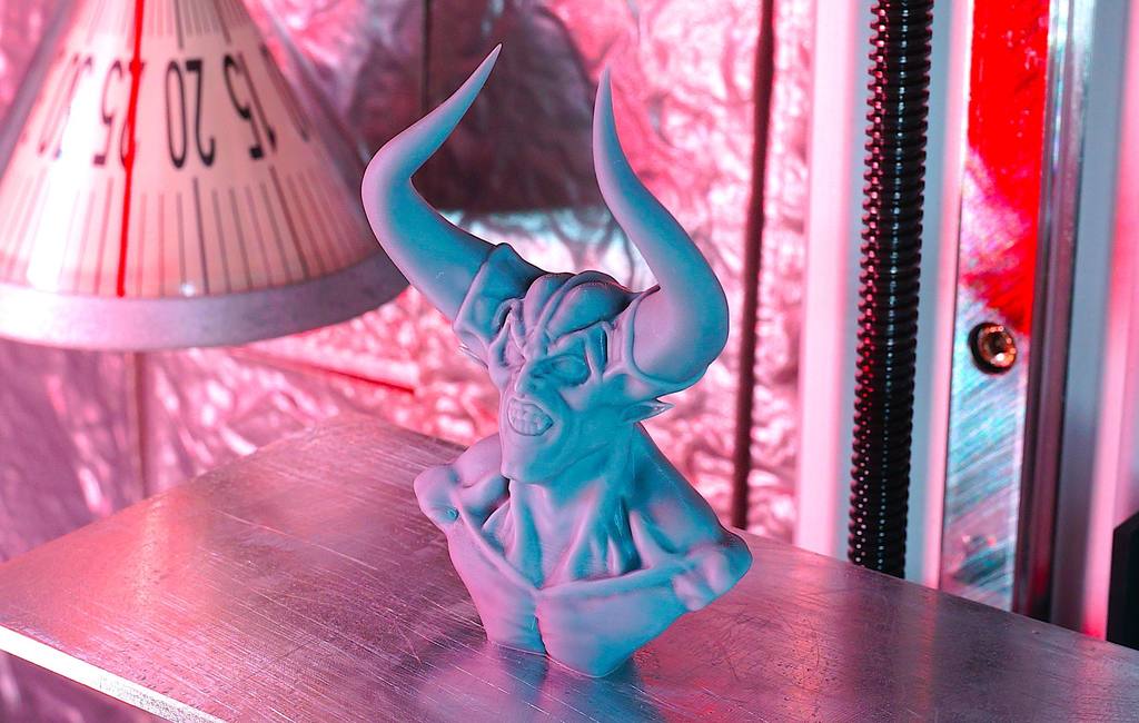 Miniatura 39 do modelo 3D Albert Einstein Support Free