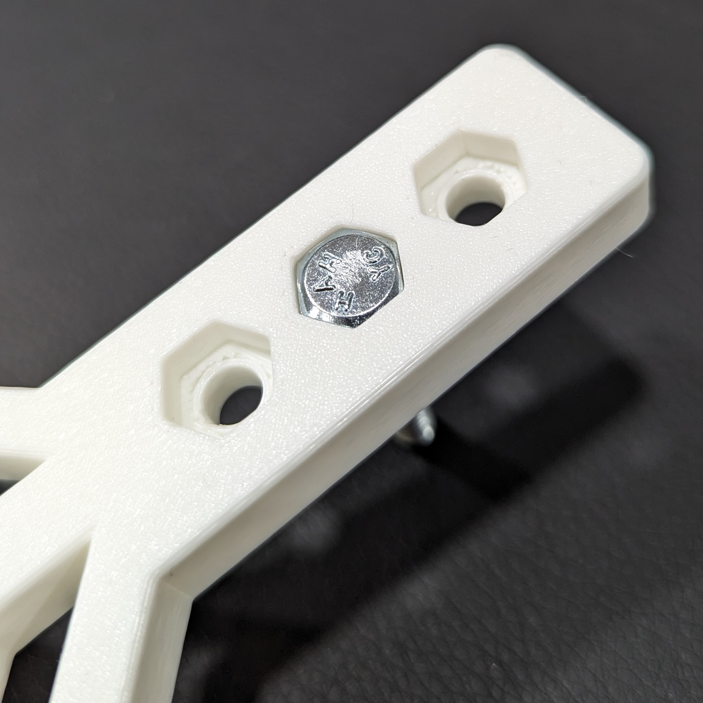 Miniatura 2 do modelo 3D Right Angle 90' Corner Clamp