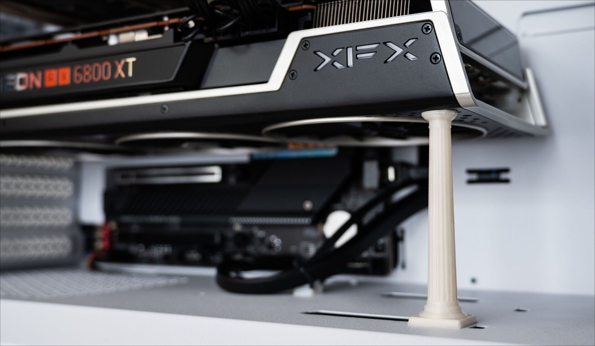Miniatura 2 do modelo 3D Roman Column
