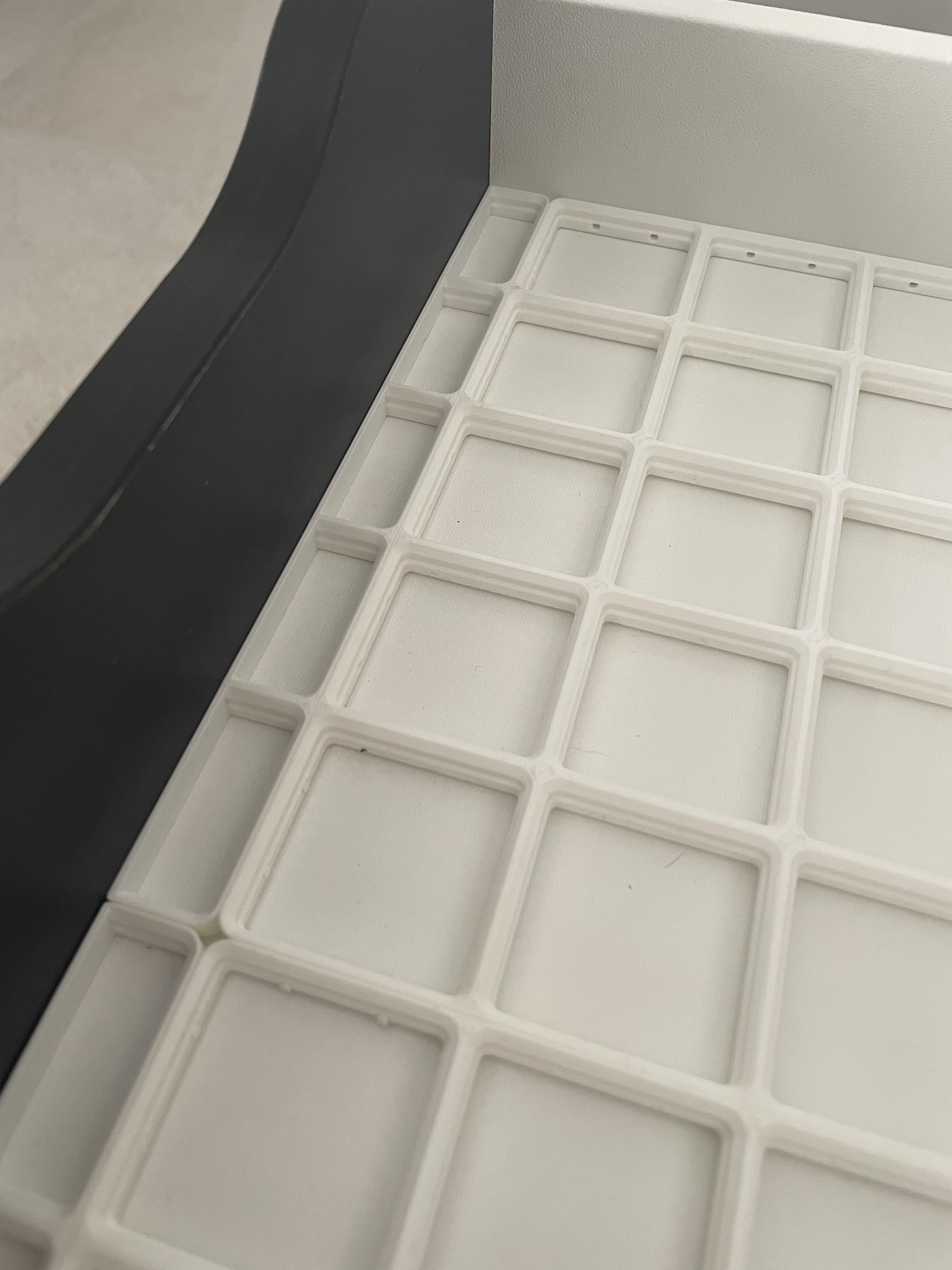 Parametric spacer for Gridfinity push together baseplate