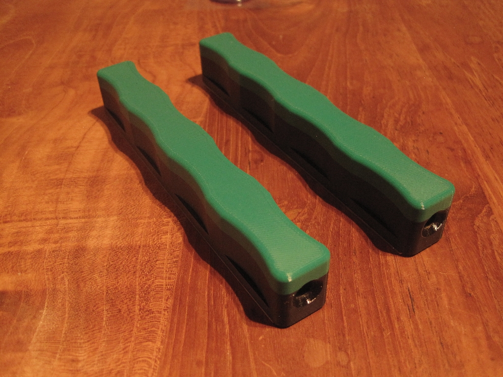 Wicked edge holder for 2x15 cm plates and stones 3D model