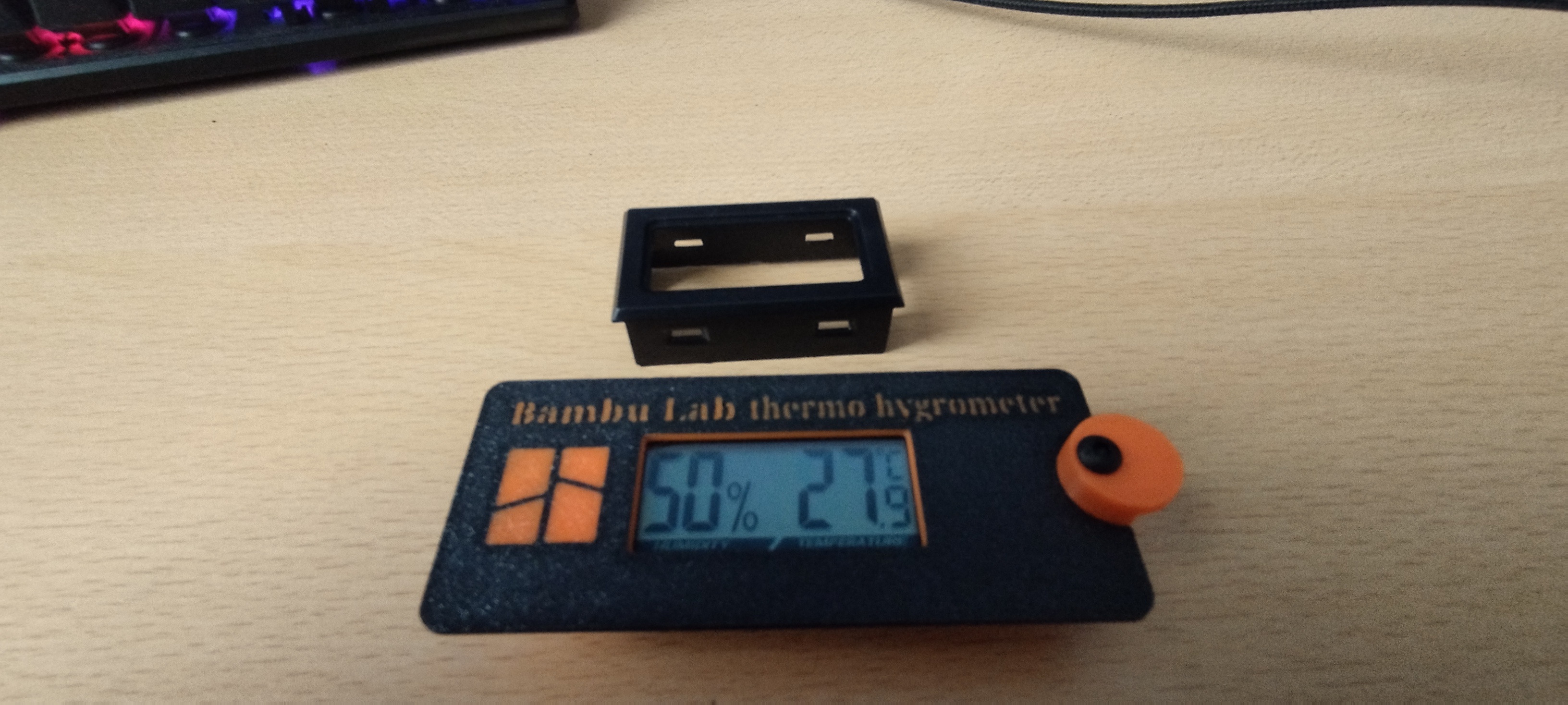 Bambu Lab Carbon Filter Cover with Temp/Hygrometer by Patrick Black