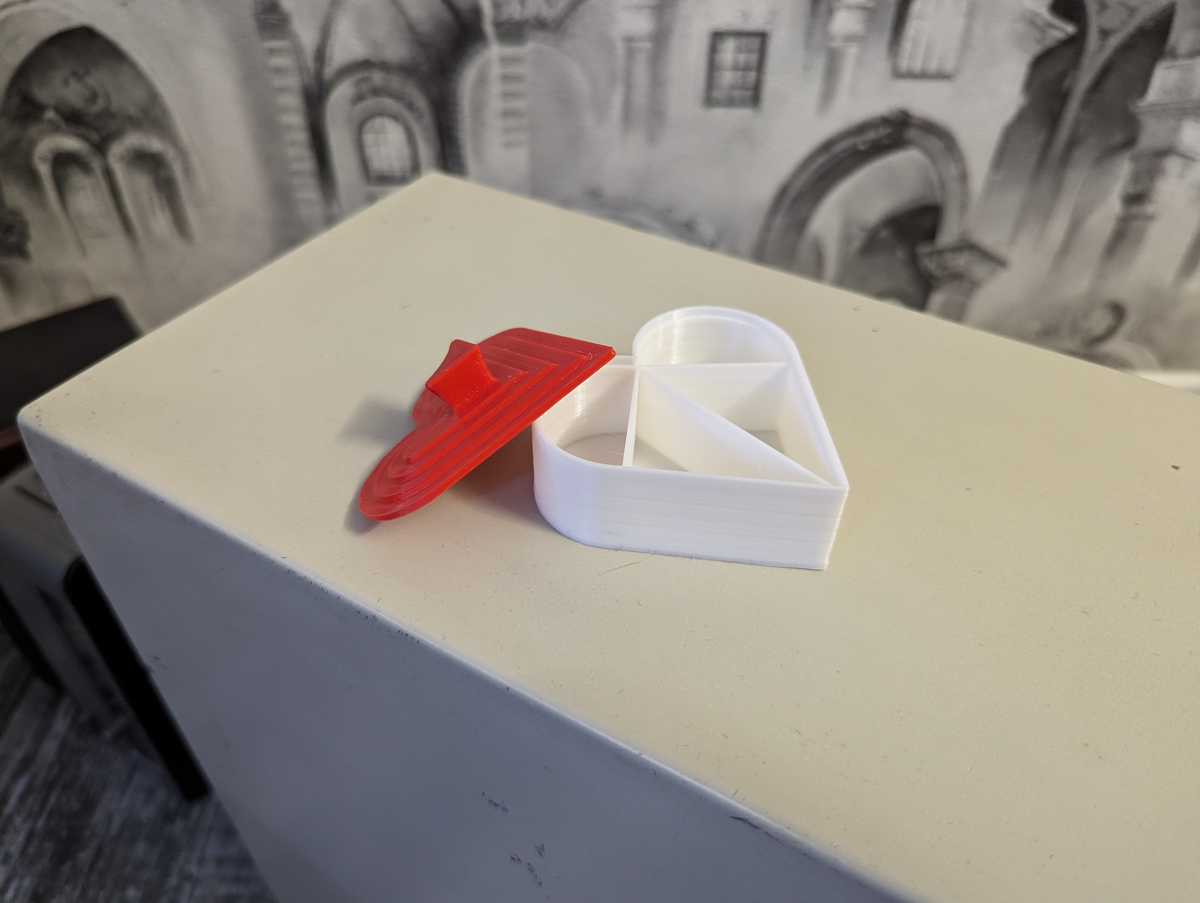 Simple heart box