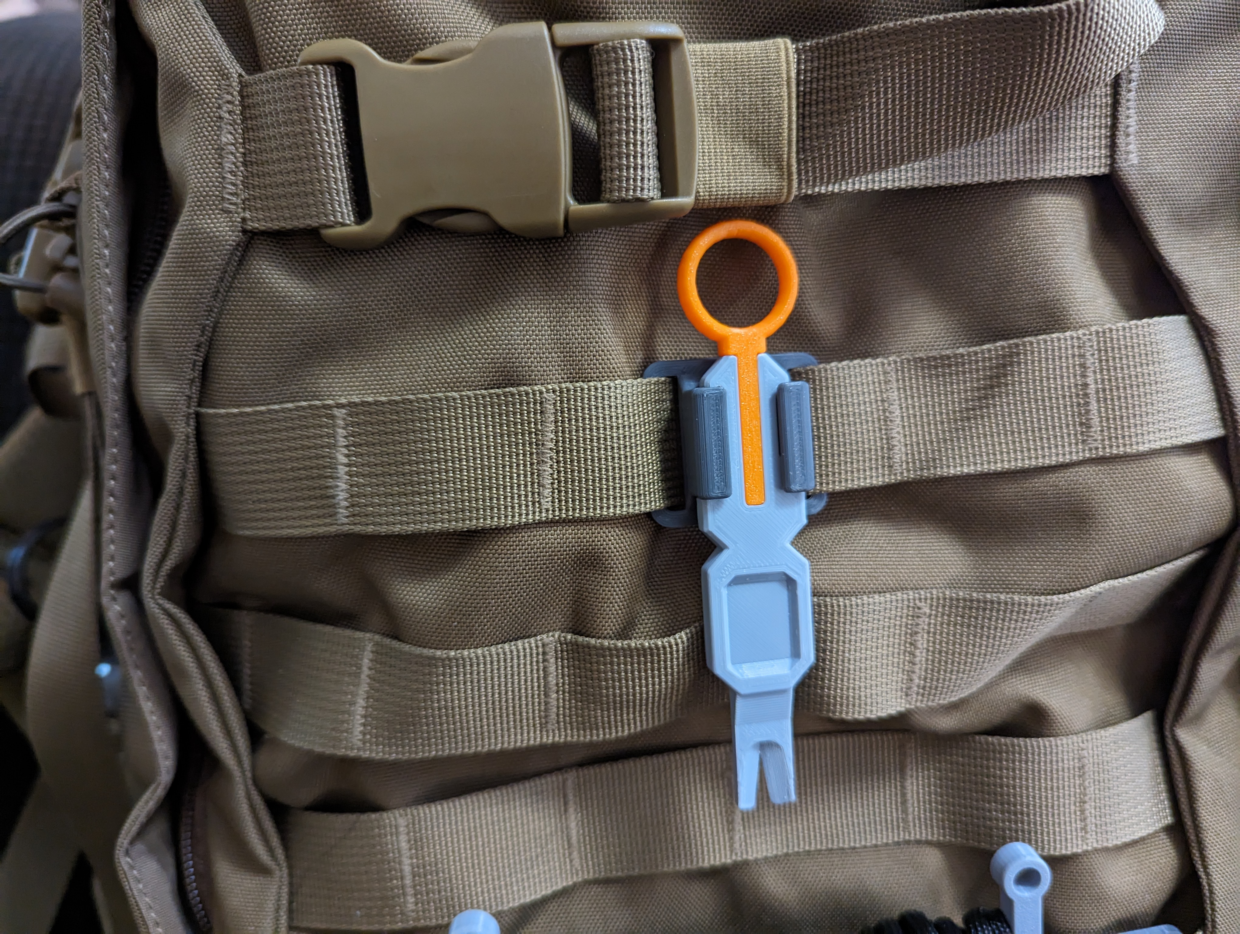 QUICK-CLIP : Tick Removal Tool