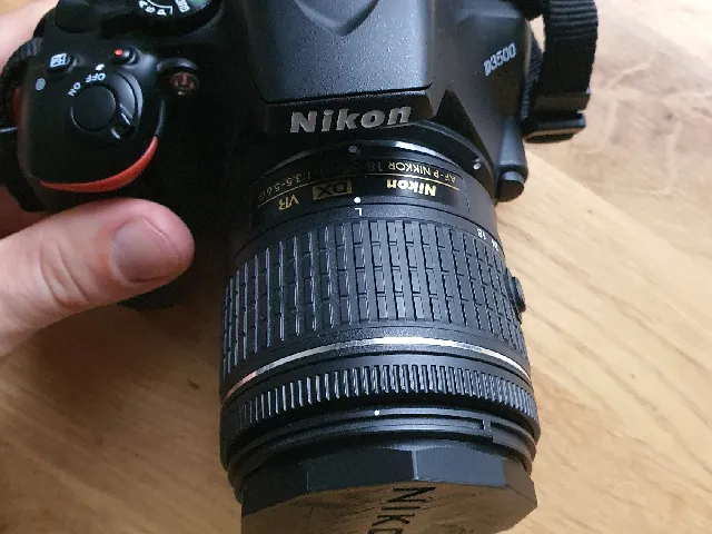 NIKON cup 18-55