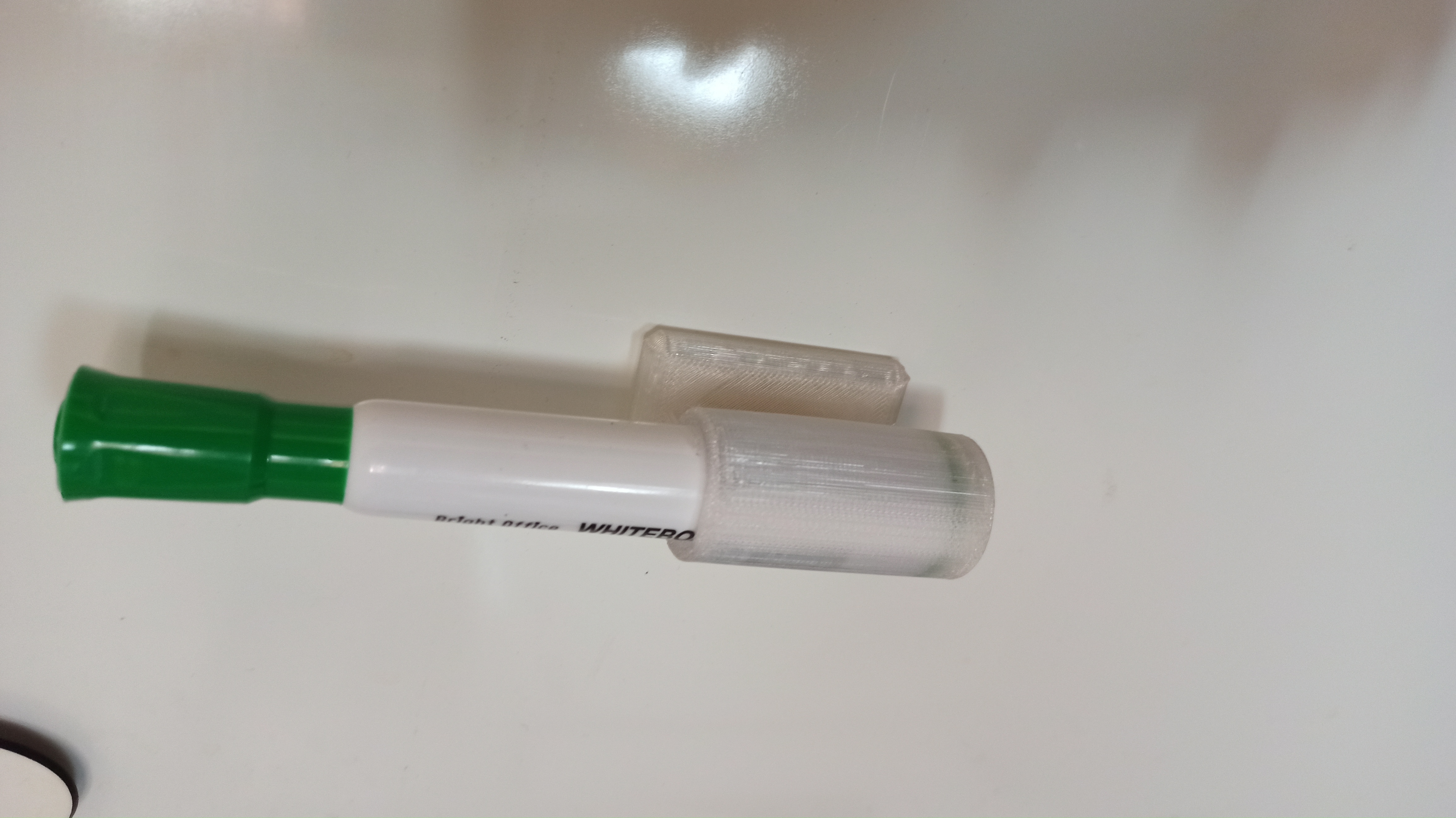 Whiteboard single pen holder (Parametric)