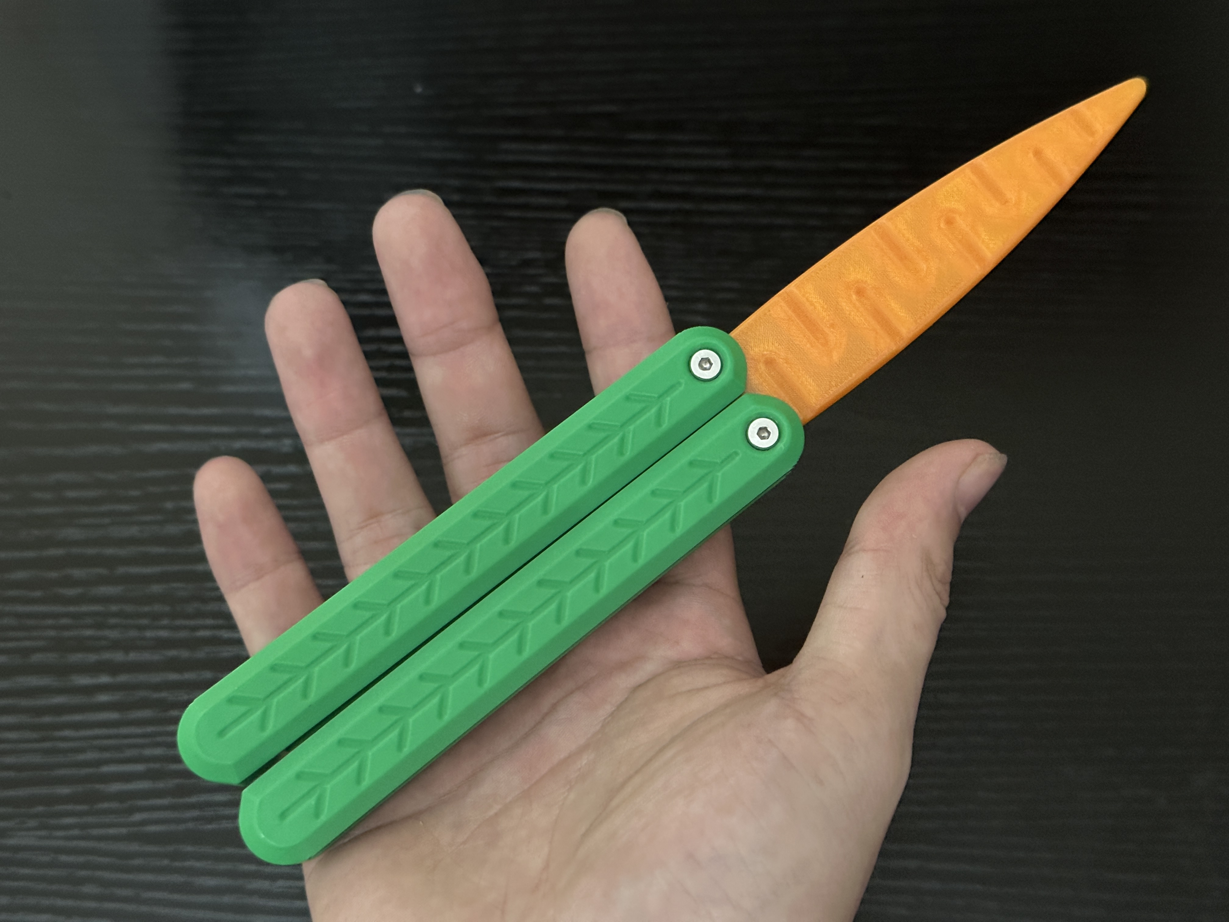 萝卜蝴蝶刀（长款）Carrot Balisong（Long model）
