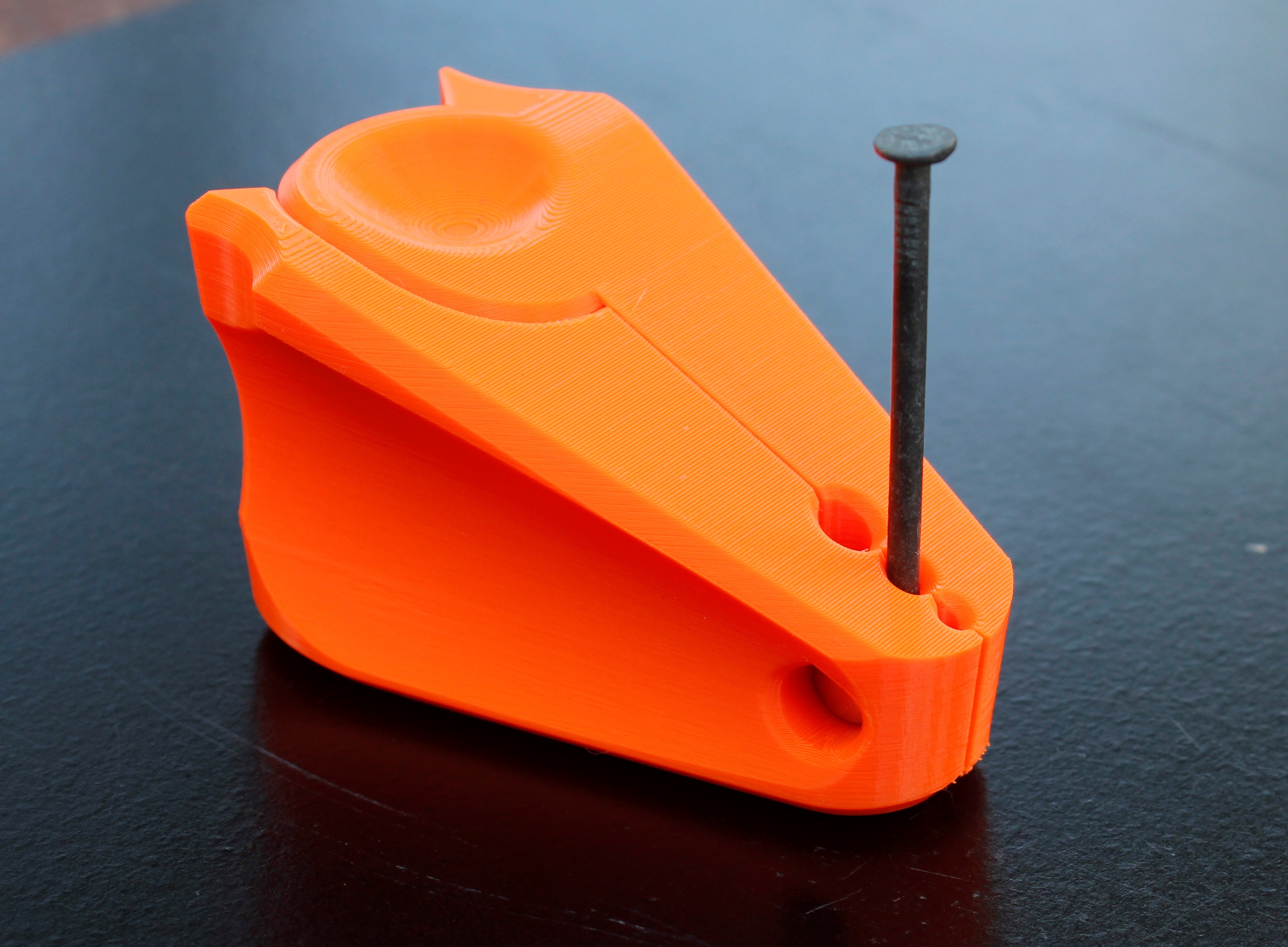 Miniatura 4 do modelo 3D Nail Guide / Finger Guard