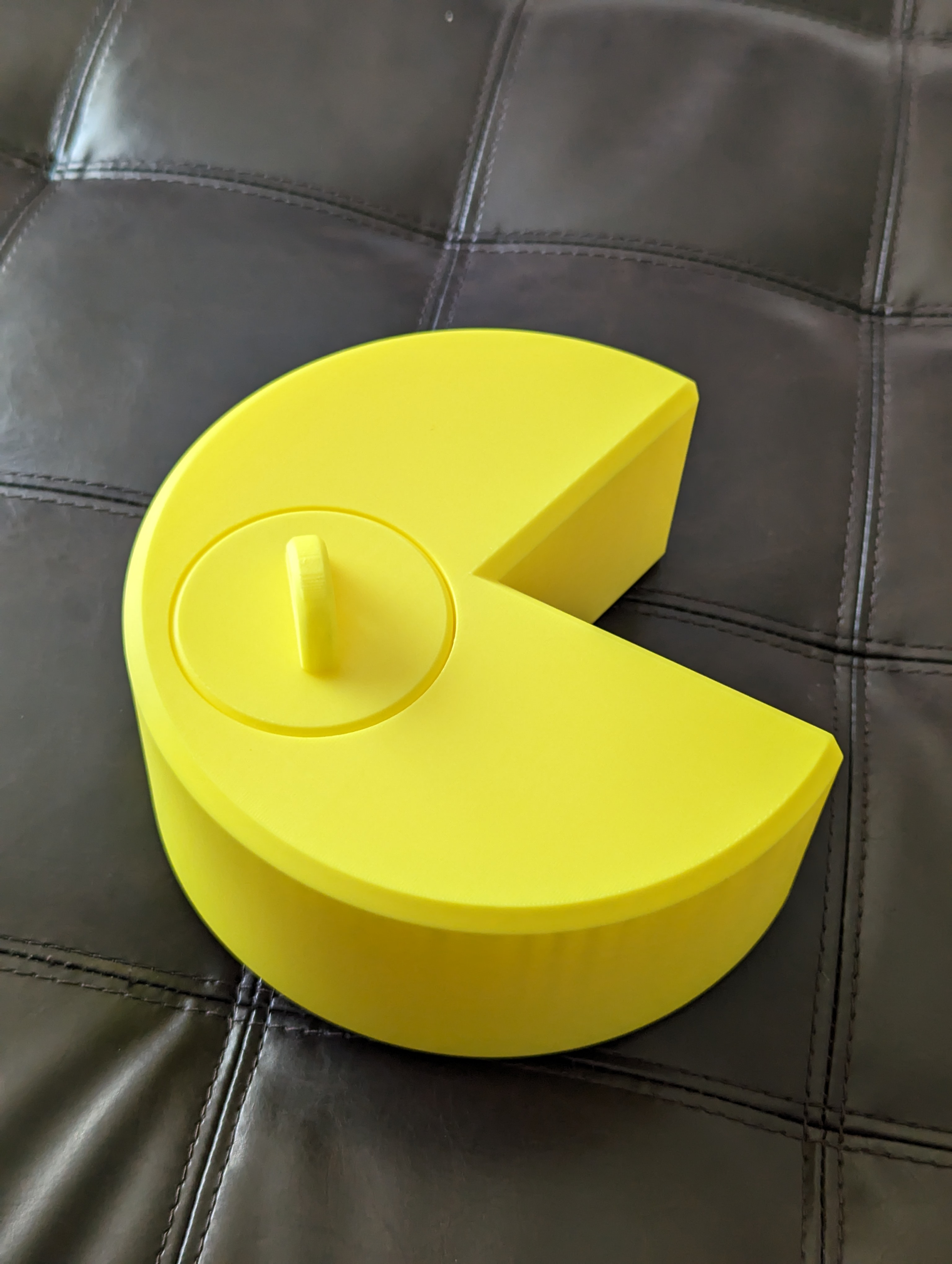 The Packman Container