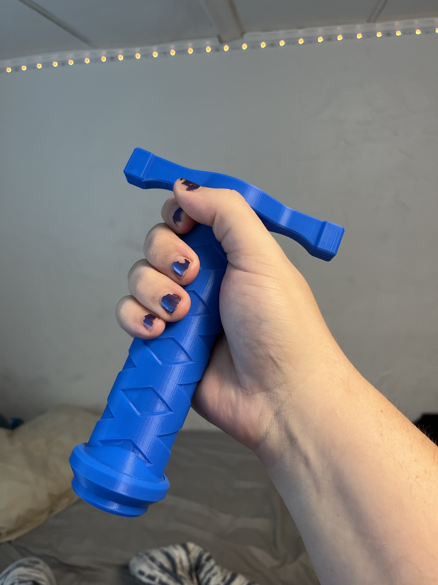 Miniatura 2 do modelo 3D collapsible sword with replaceable blade