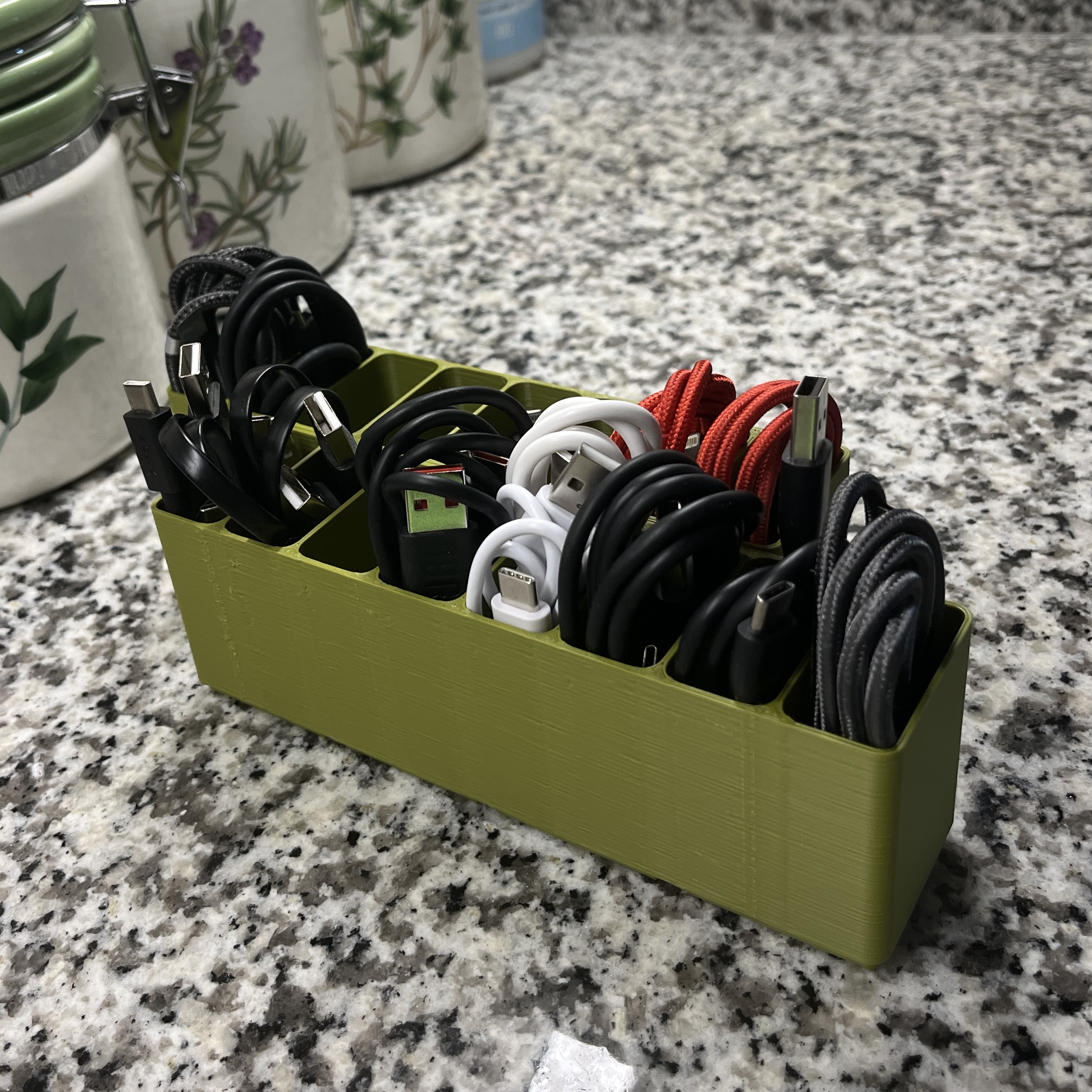 Miniatura 4 do modelo 3D Gridfinity USB Cablemanager 1x4