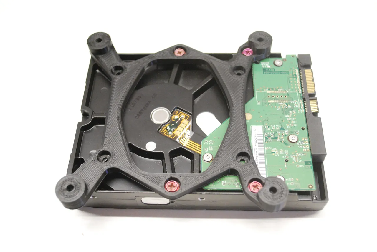 Pc hard drive support by Valgar by Valgar | Download free STL model ...