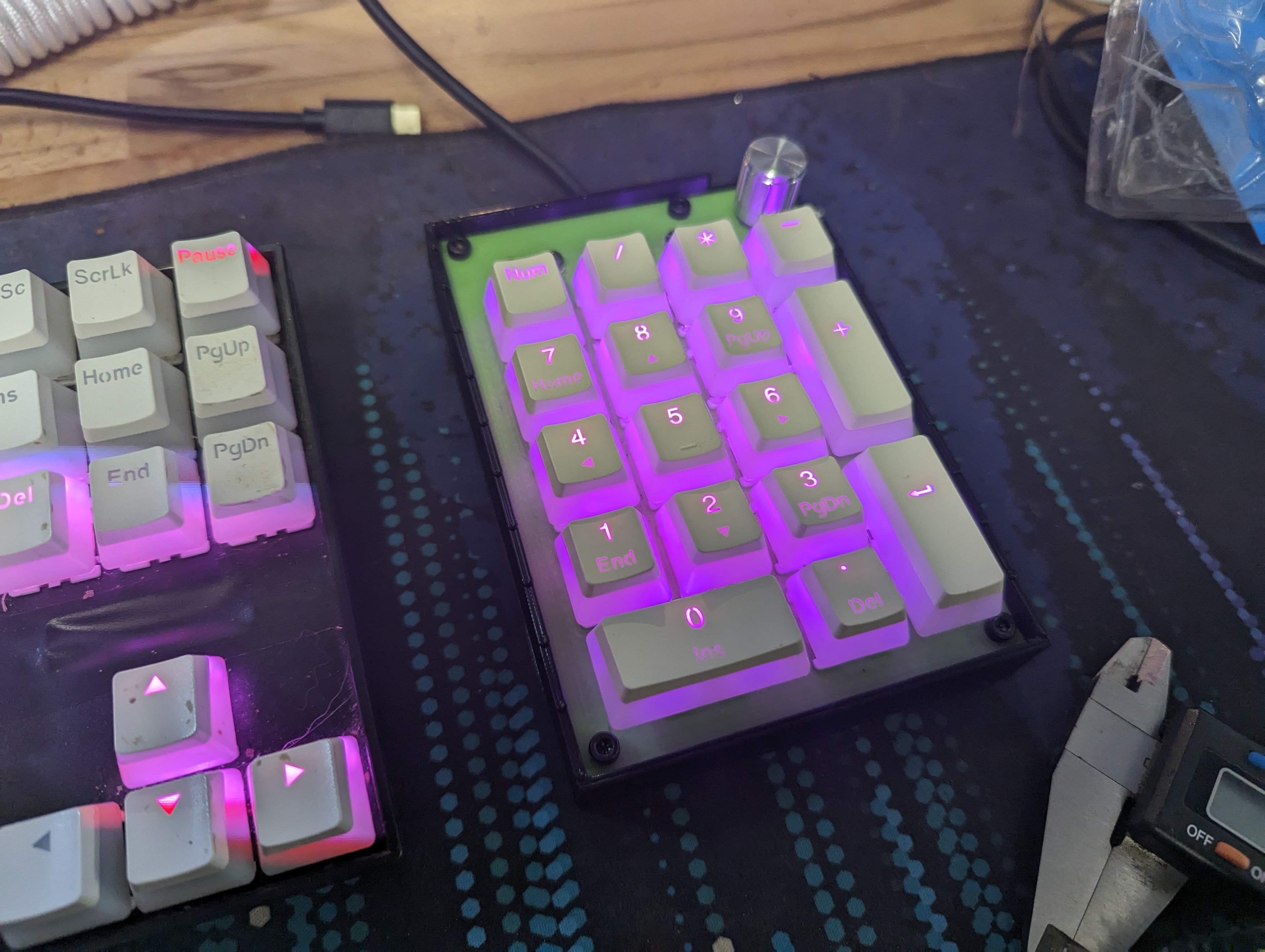 Numpad With Volume knob