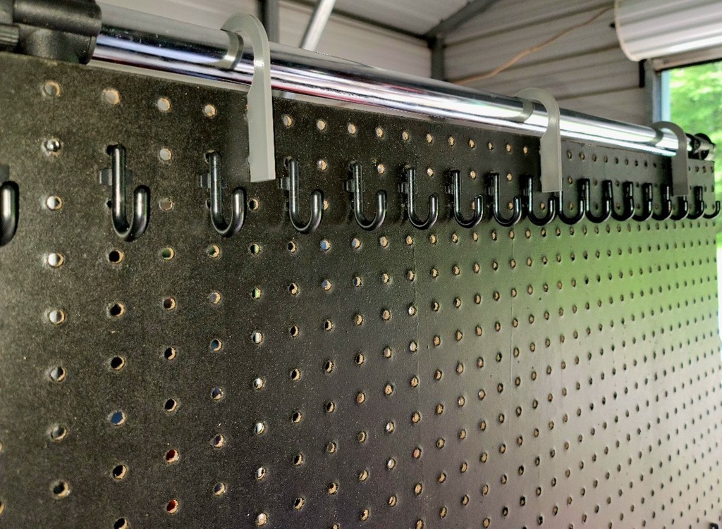 Pegboard Hanger by Ginger Printing Download free STL model