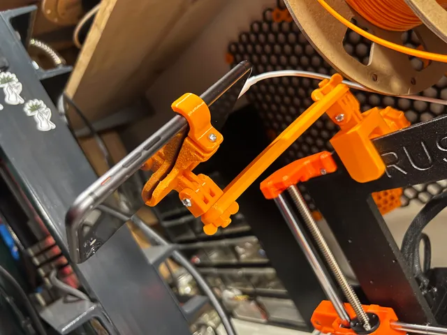 Timelapse/Webcam Phone Holder (with clamp)