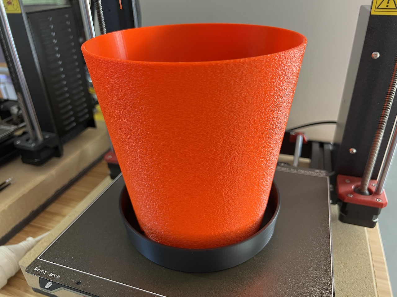 Simple Plant Pot And Saucer