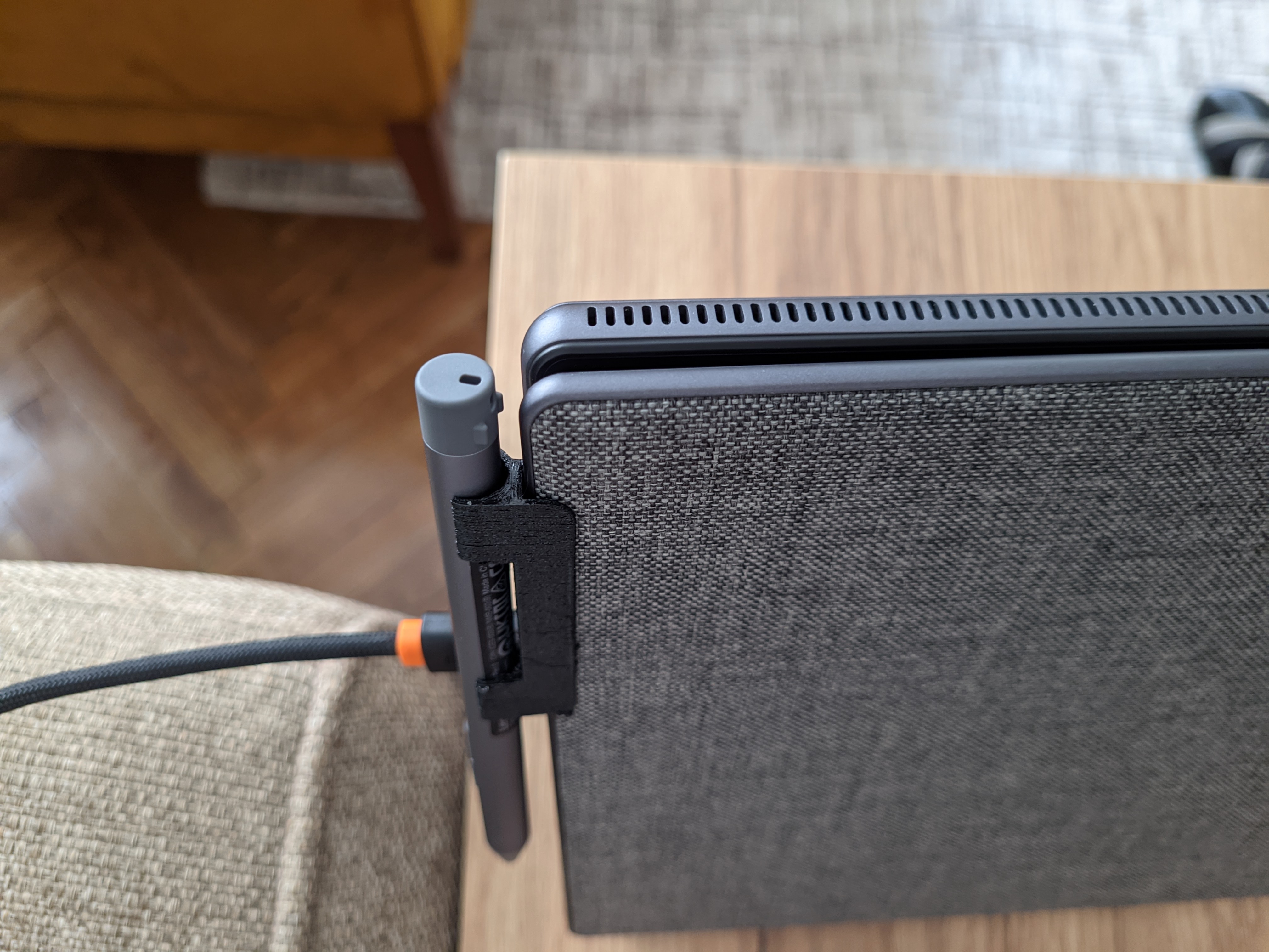 Lenovo IdeaPad Duet 5i Pen Adapter