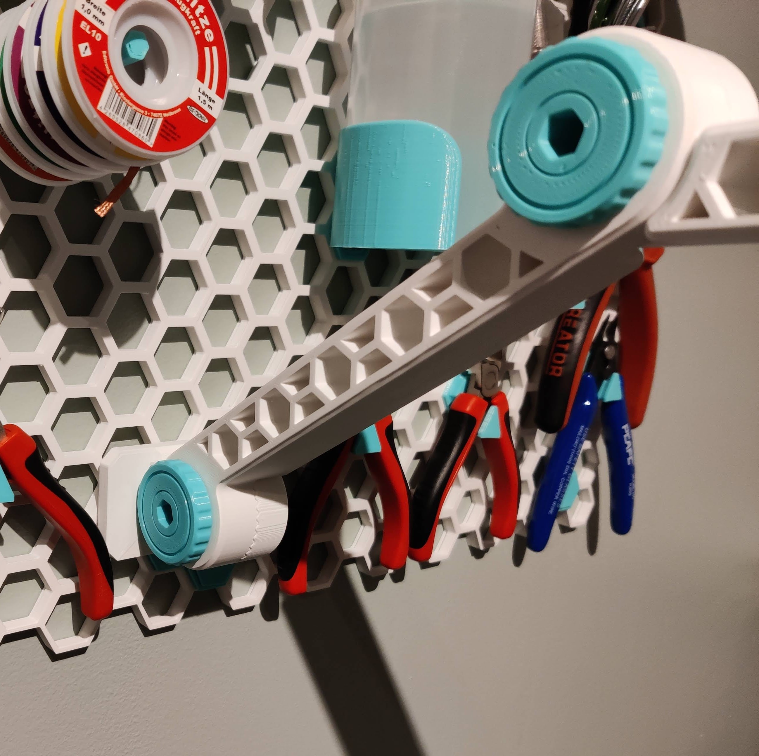 Honeycomb wall storage adapter for SMALL arm mounting system