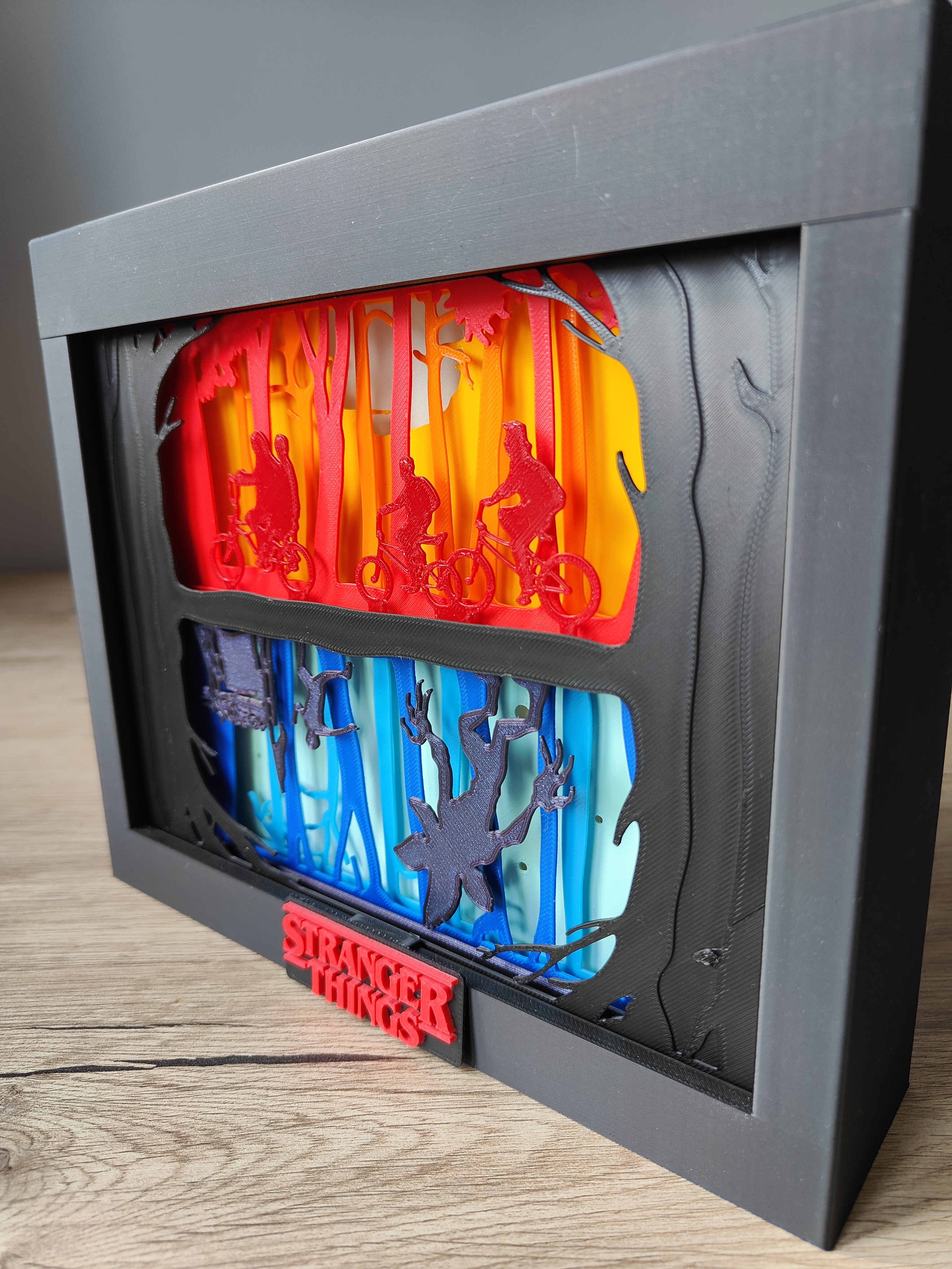 Miniatura 3 do modelo 3D Stranger Things The Upside Down Shadow Box