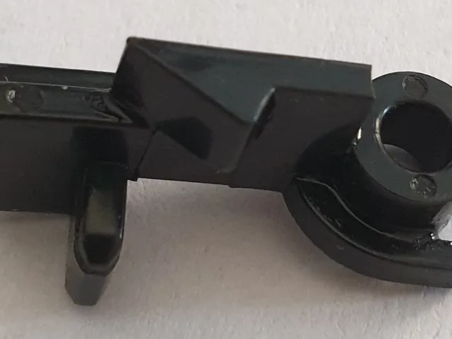 Pioneer C-90a hinge lock