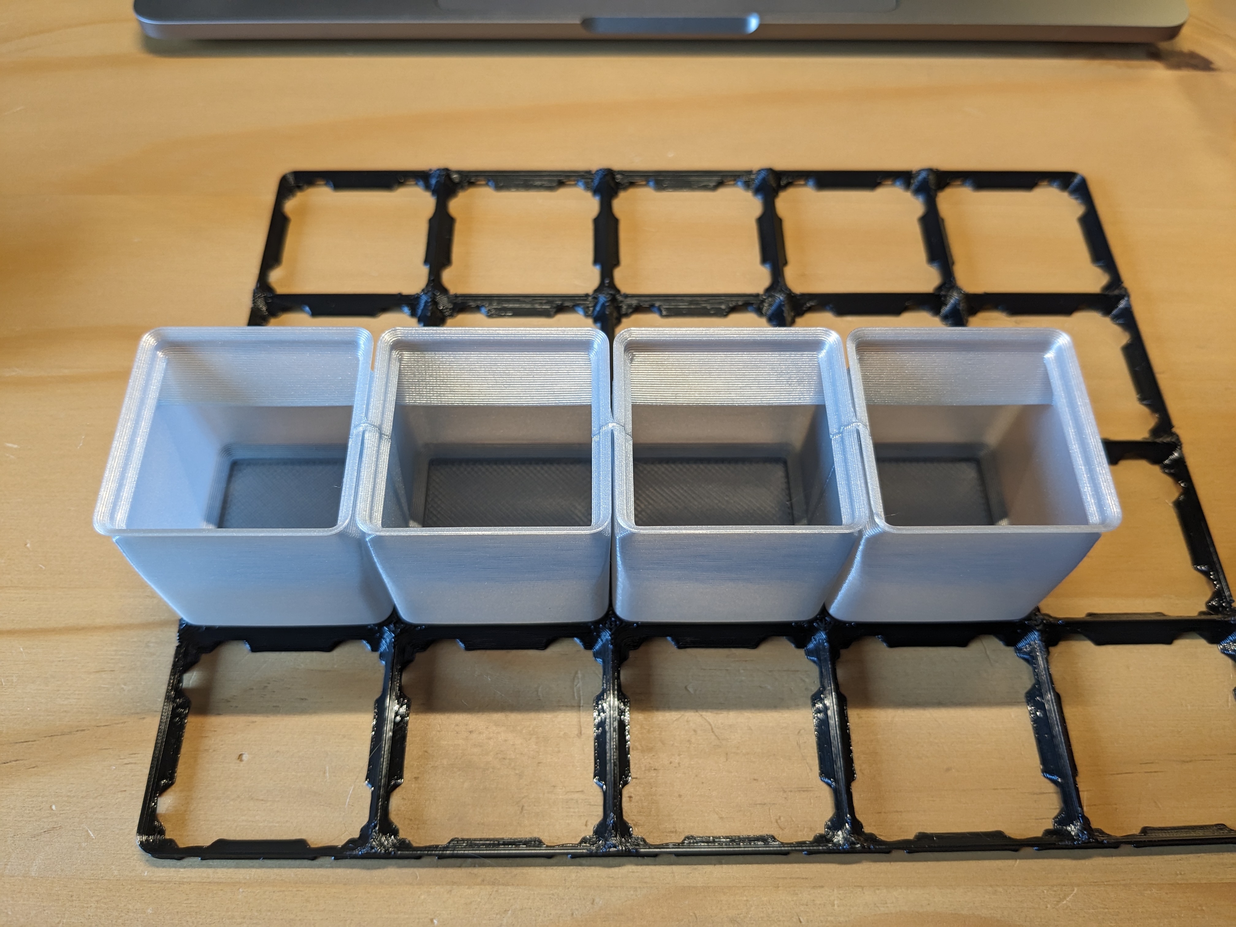 Gridfinity Vase Mode Chained Boxes with Labels
