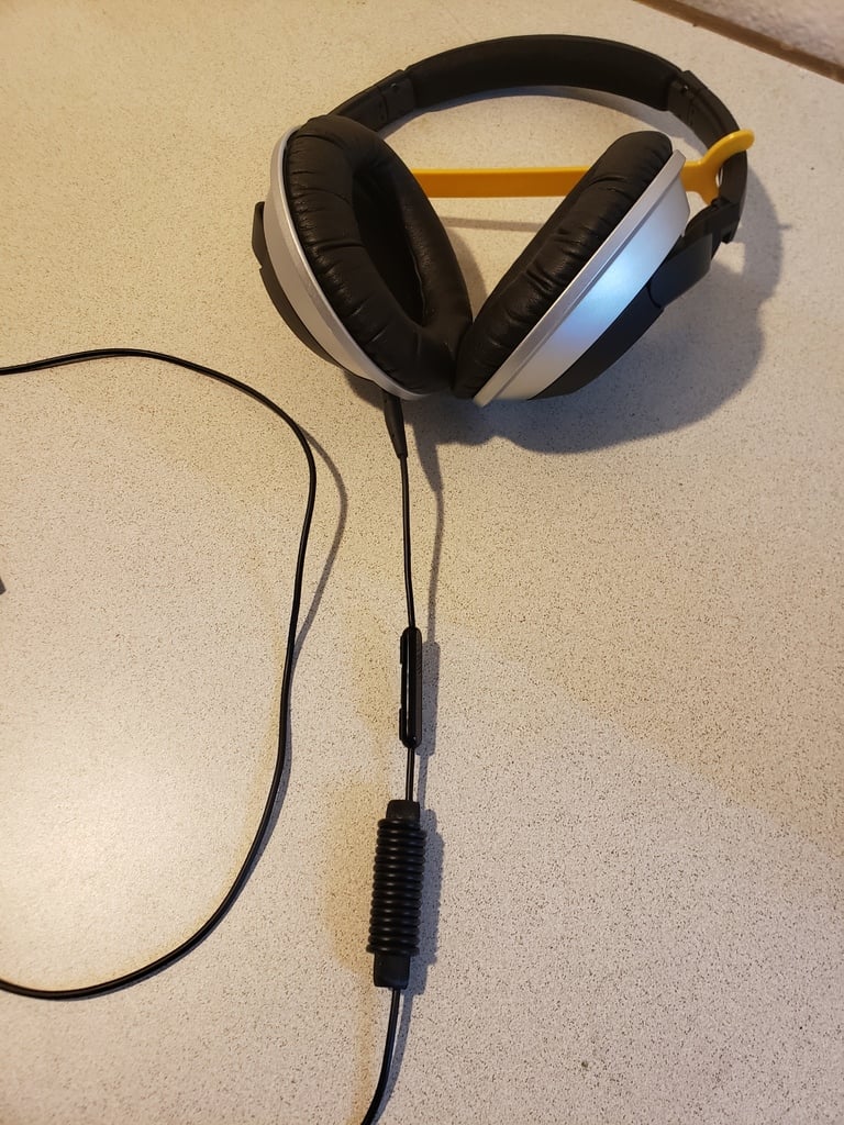 Headphone Cord Wrap/Shortener for 2mm headphone cable by KnexFour