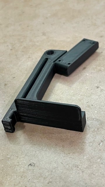 Ender 3 camera mount for Logitech Quickcam Pro 9000 (Modified for Creality auto leveler)
