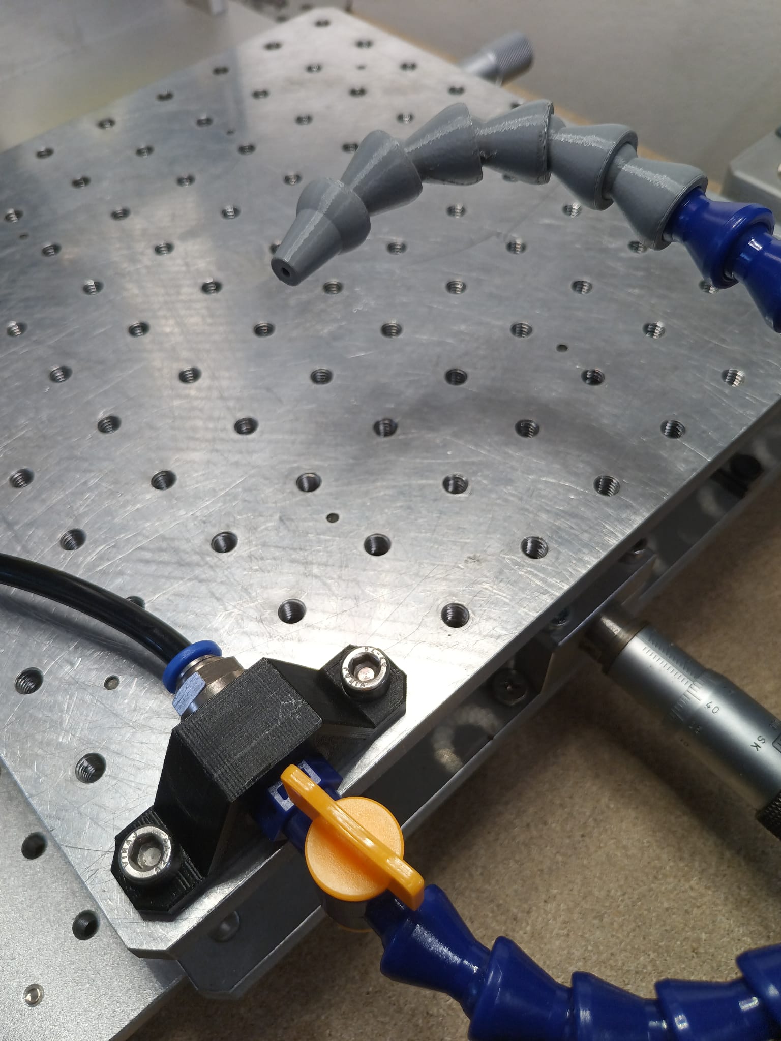 Flexi articulated hose