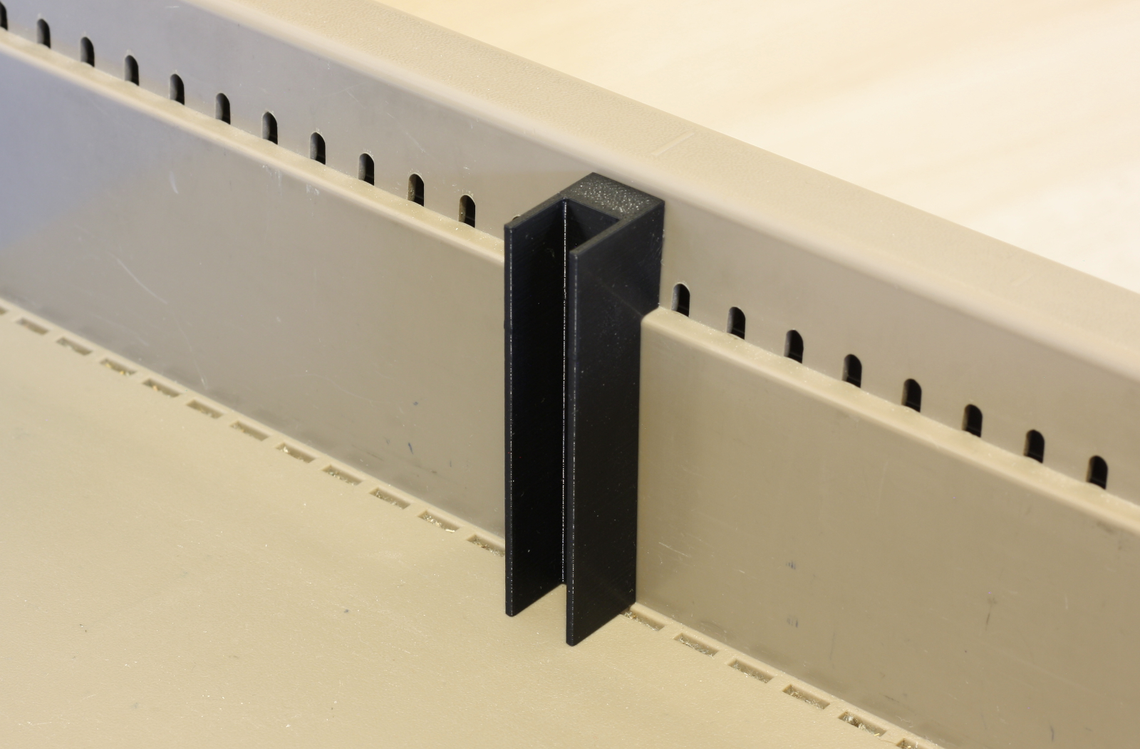 Desk Drawer Divider by Pavel Rampas Download free STL model