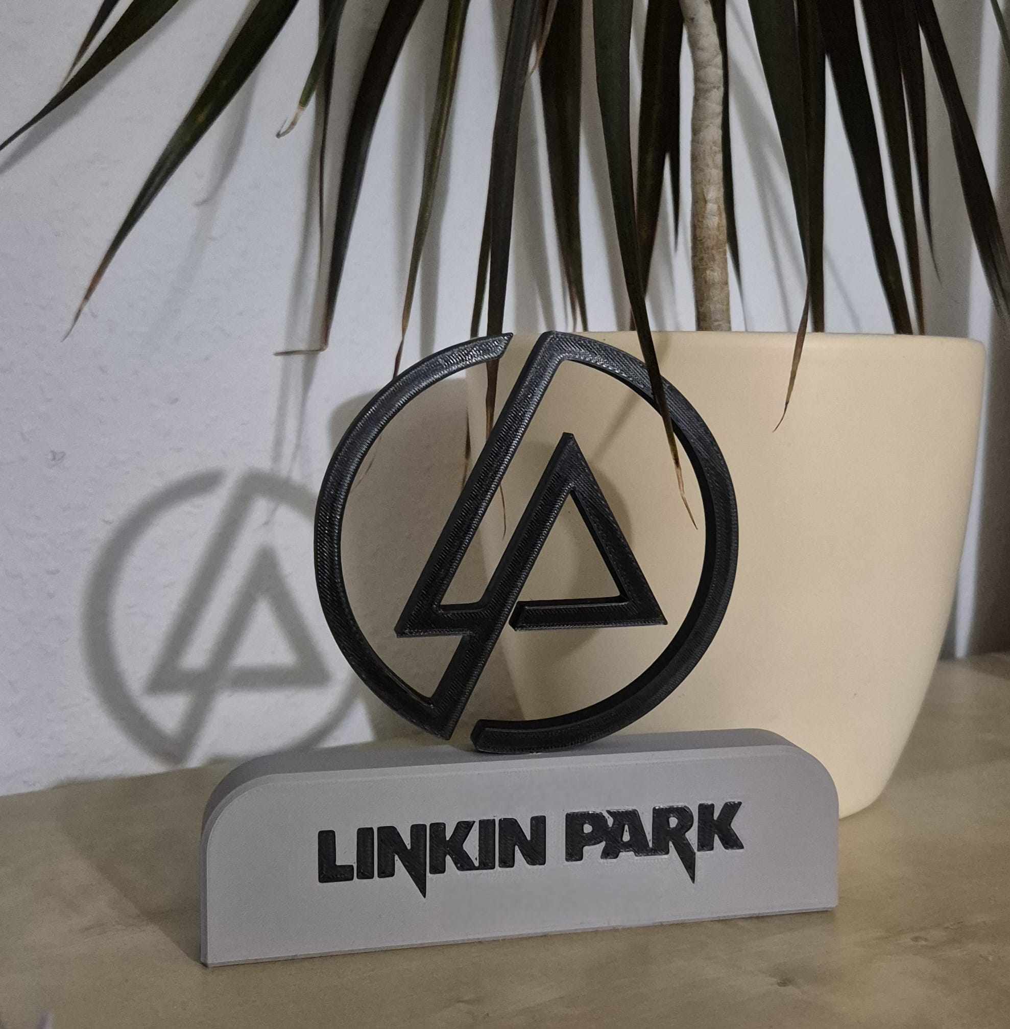 Stand for Linkin Park Logo — thumbnail 3