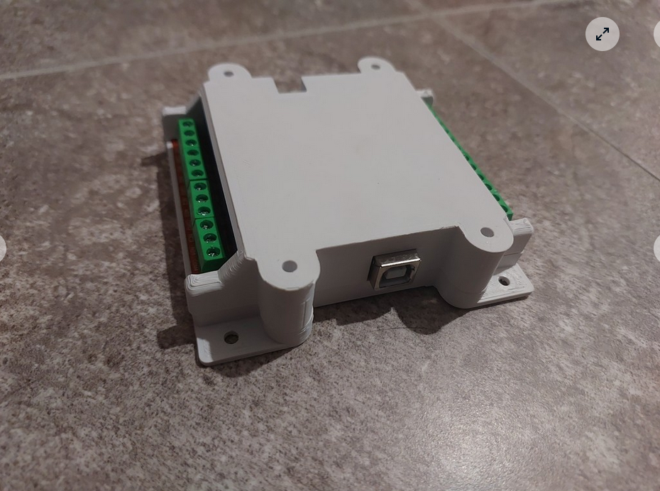 8 Channel usb relay box case
