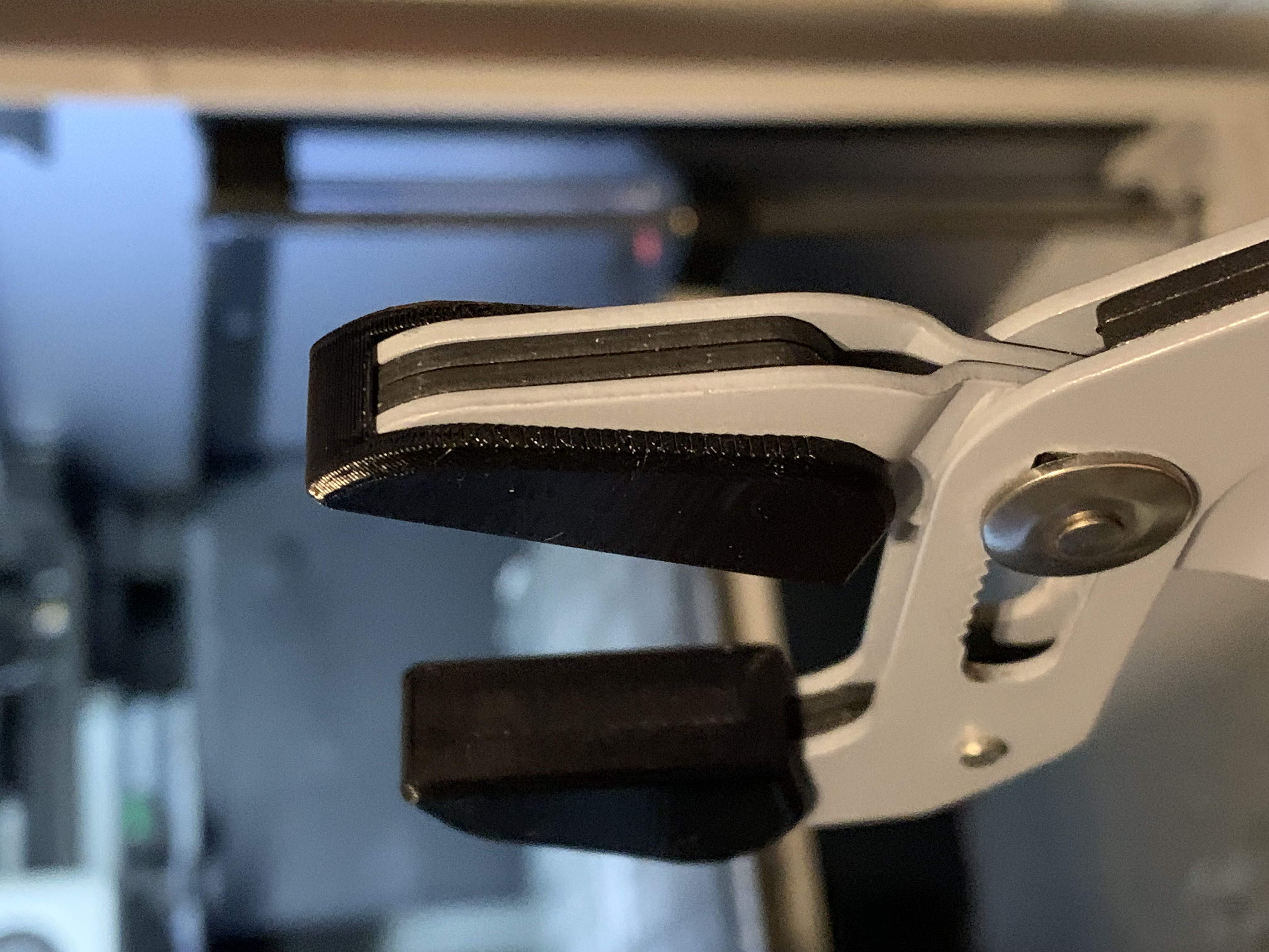 Soft Jaws for QUINN 7 in. SelfAdjusting Pliers (TPU) by JohnMartin