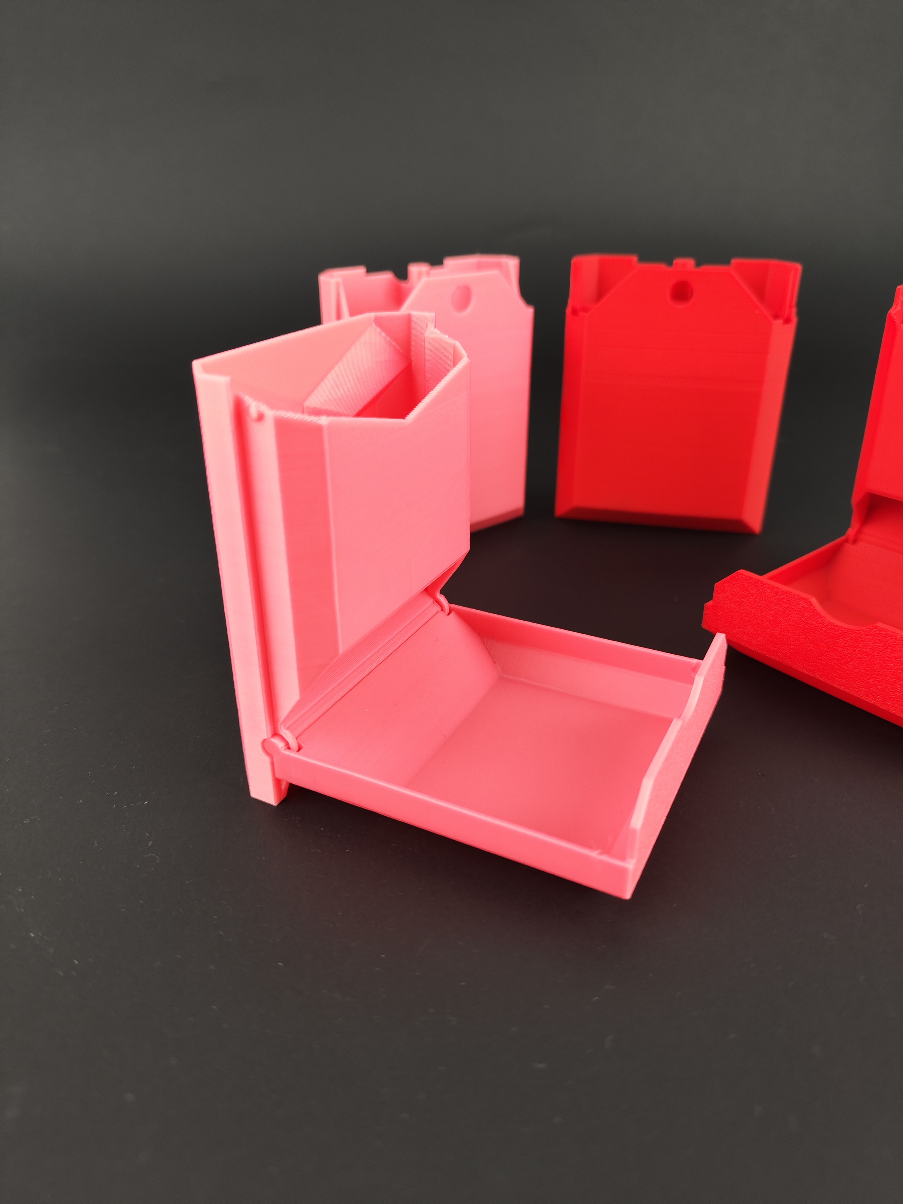 Single print hinged dice tower for FDM printers