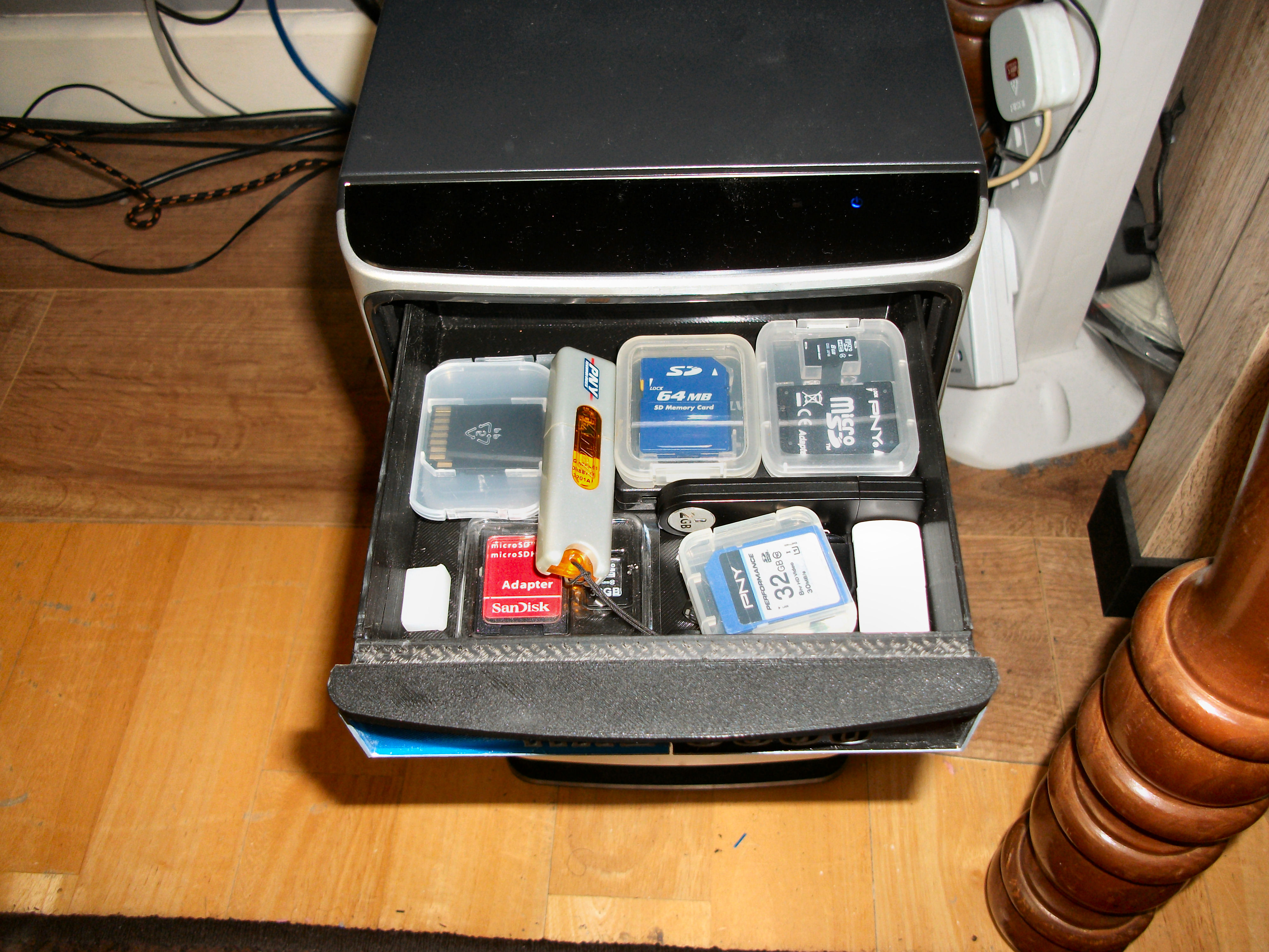 Drive Bay Drawer Unit (and Badge Mount)