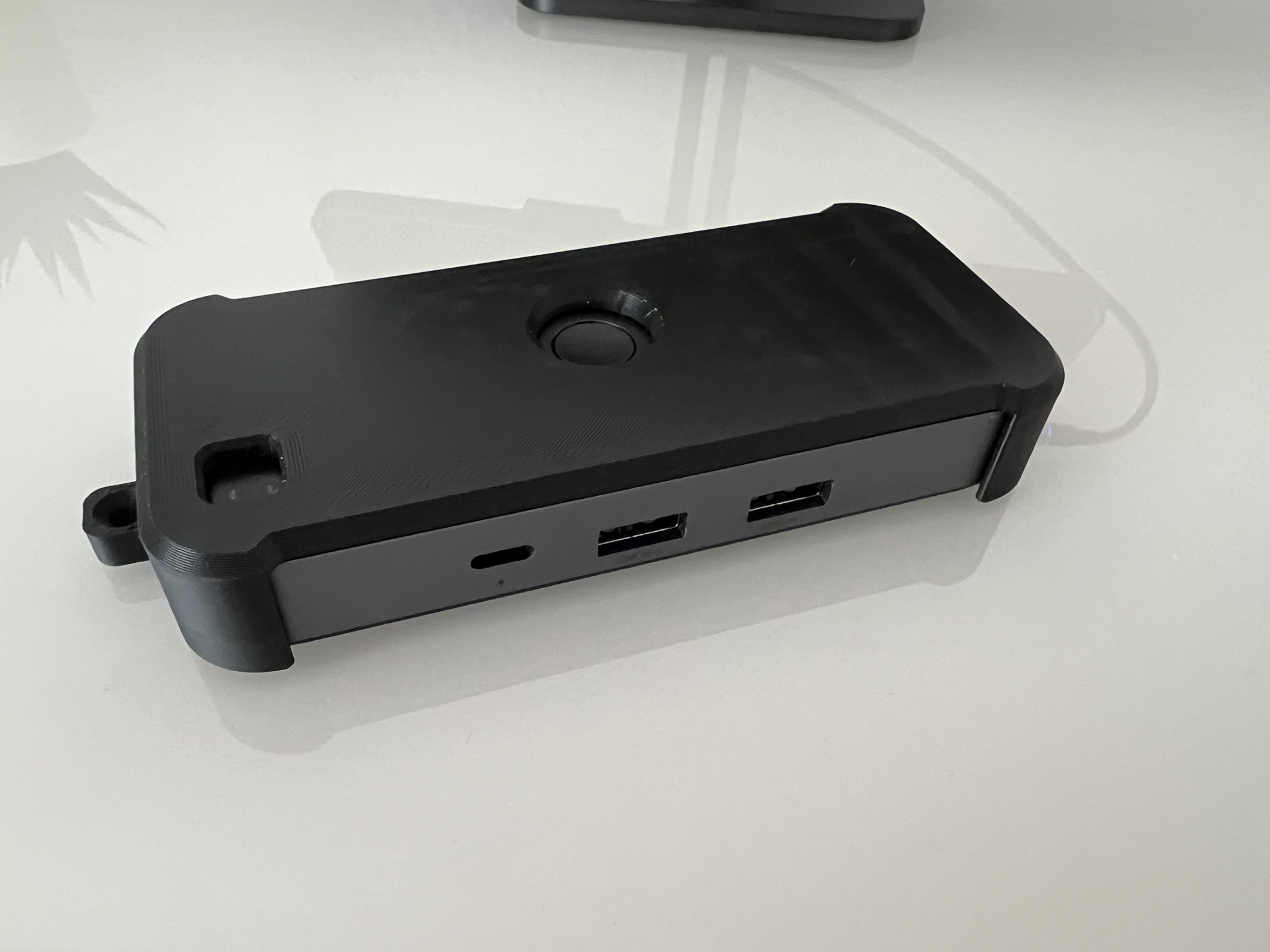 Desk and wall mount for UGREEN USB 3.0 Switch (2 in 4 out)
