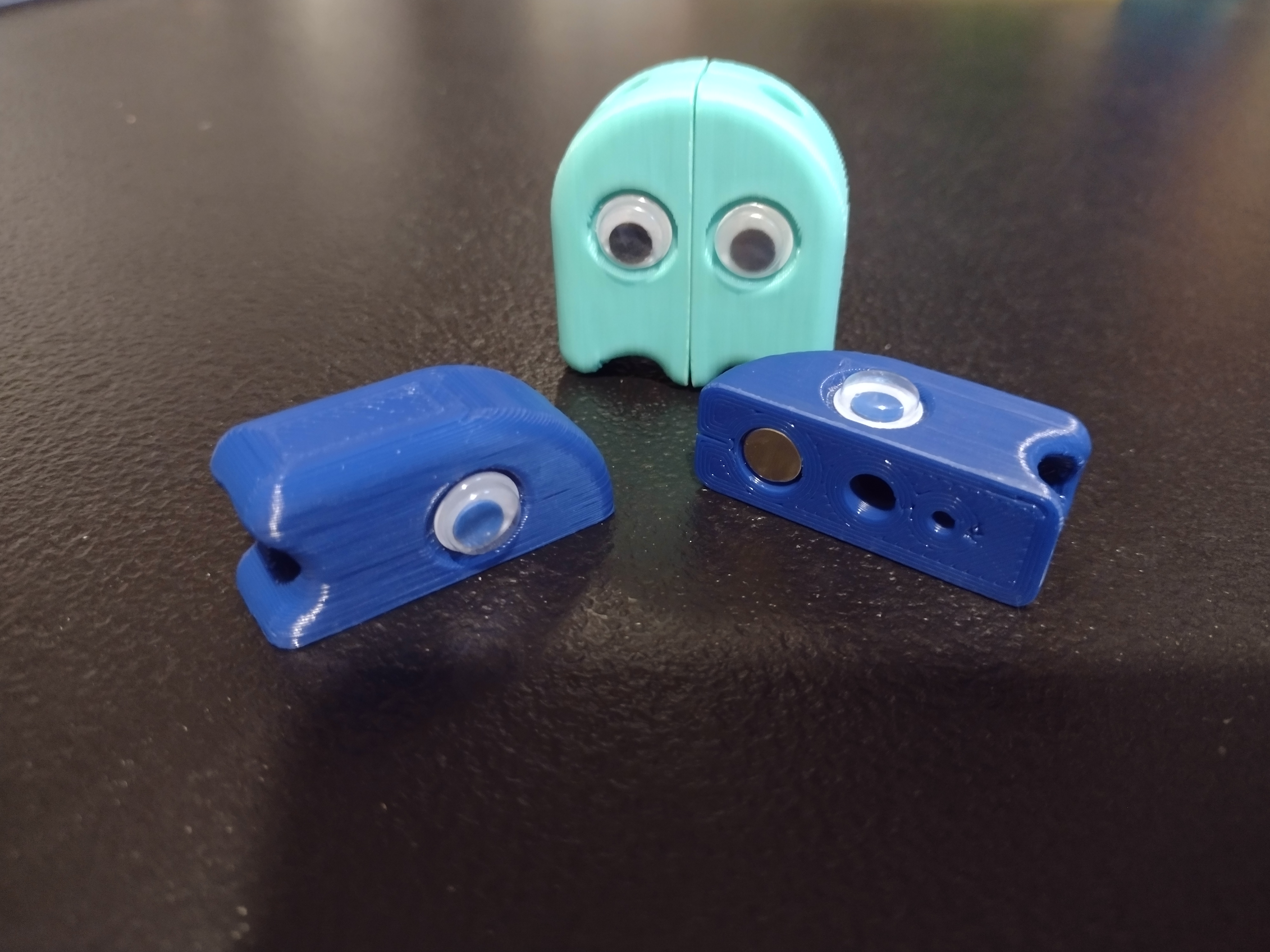 Miniatura 2 do modelo 3D Pac Man Ghost Zipper Pull - Remix
