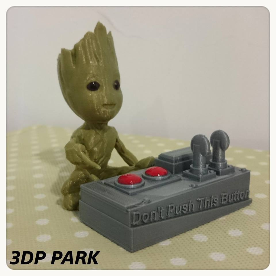 Baby Groot 5-3 (Don't Push This Button)