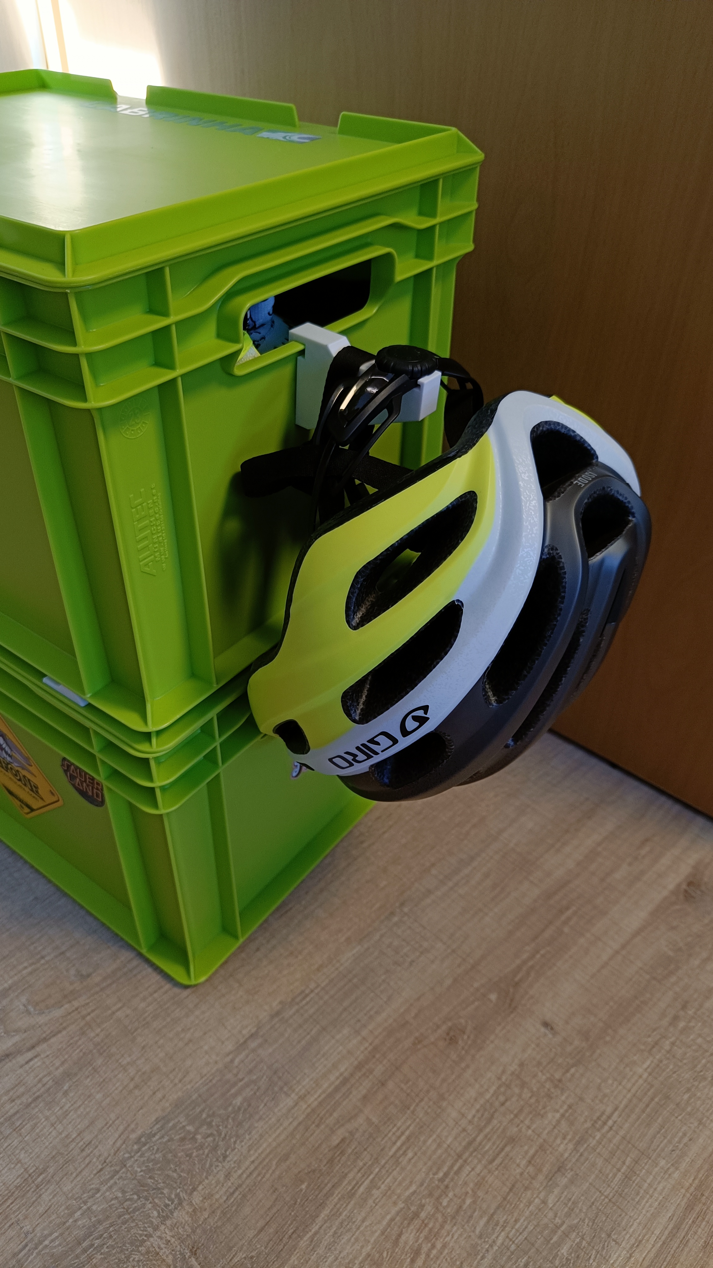 Eurobox Hook — miniatura 2