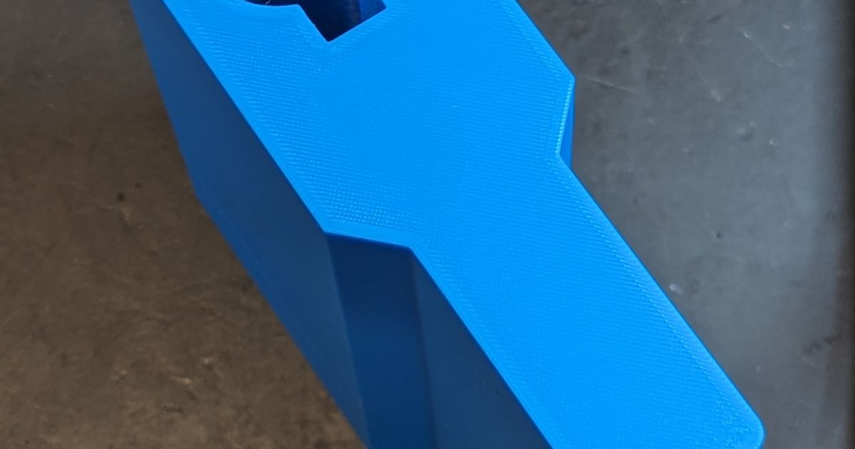 Remix of an AR15 mil spec buffer tube clamp to use in a bench vise. by