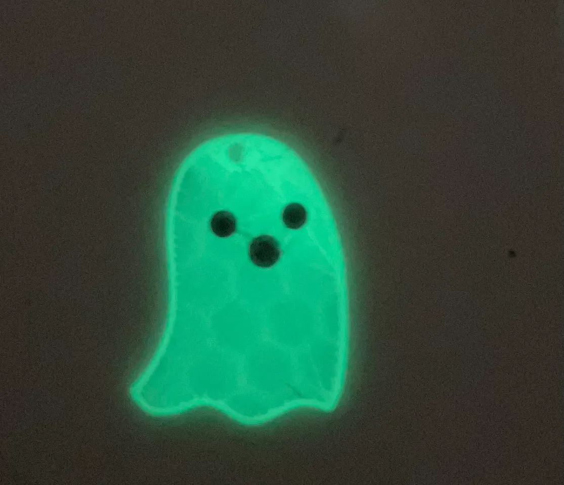 GhostStop Ghost Hunting Equipment - Gus Glowing Ghost Keychain