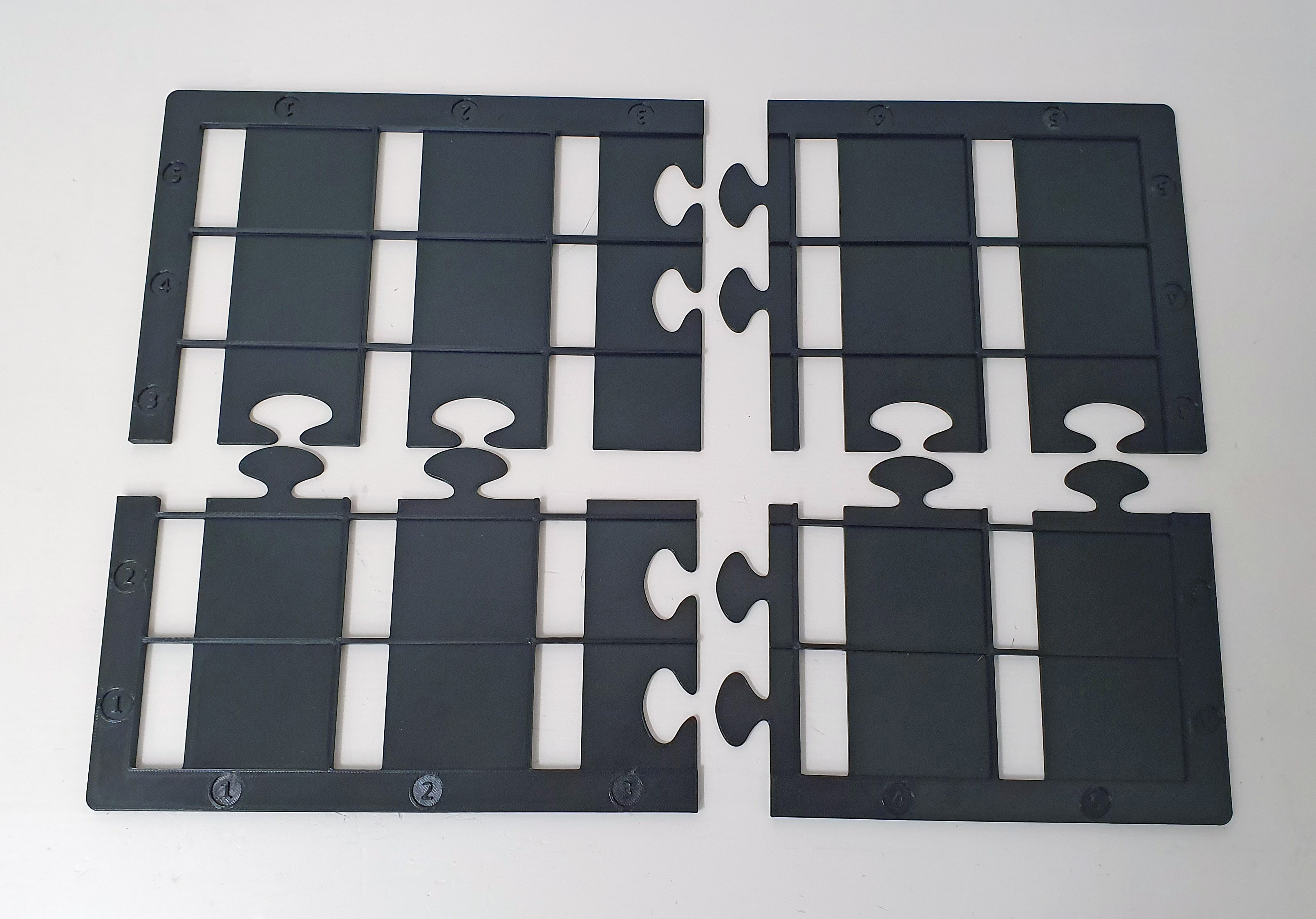 Table Organizer Board for the Codenames Card Game