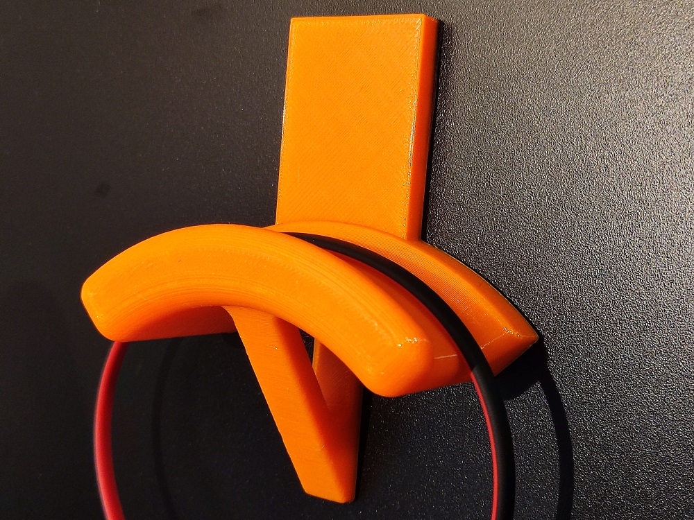 Headphone holder by bartekM Download free STL model