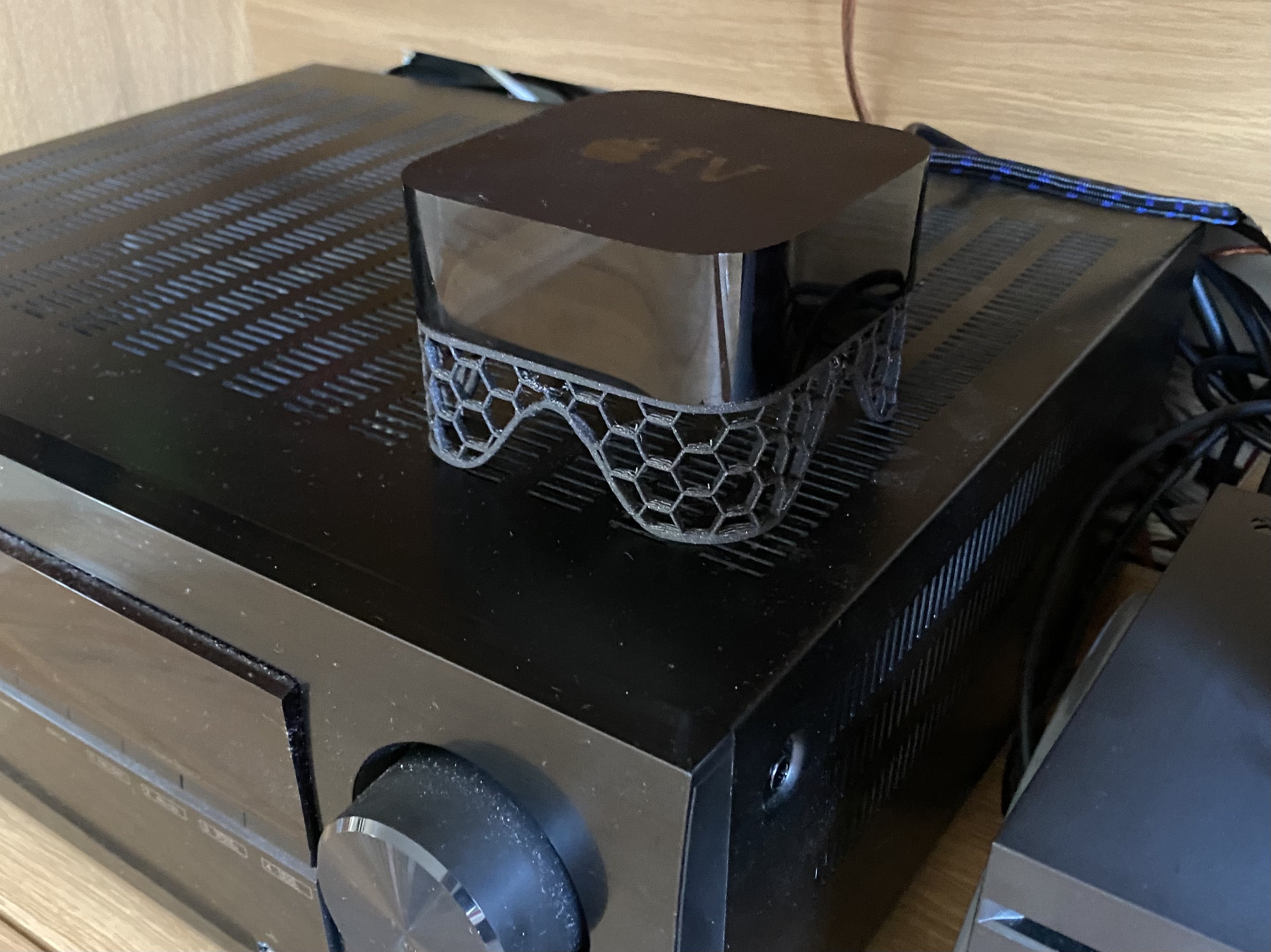 Apple TV Stand for Air Circulation by tokyo2ooo Download free STL model