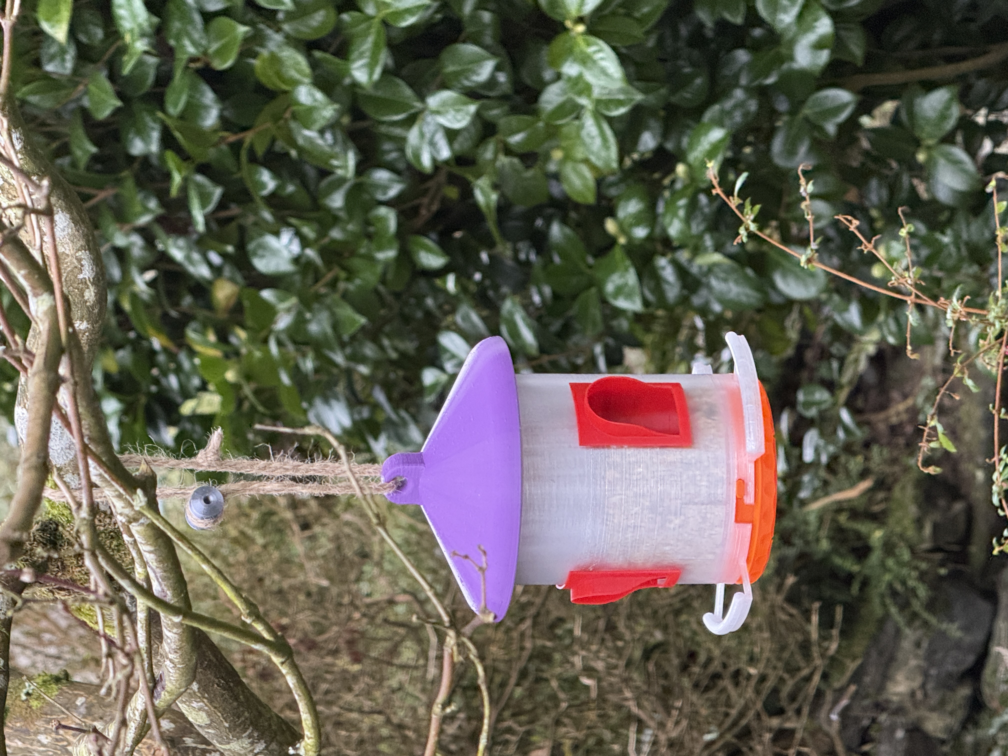 Stackable bird feeder kit / Mangeoire modulaire pour oiseaux