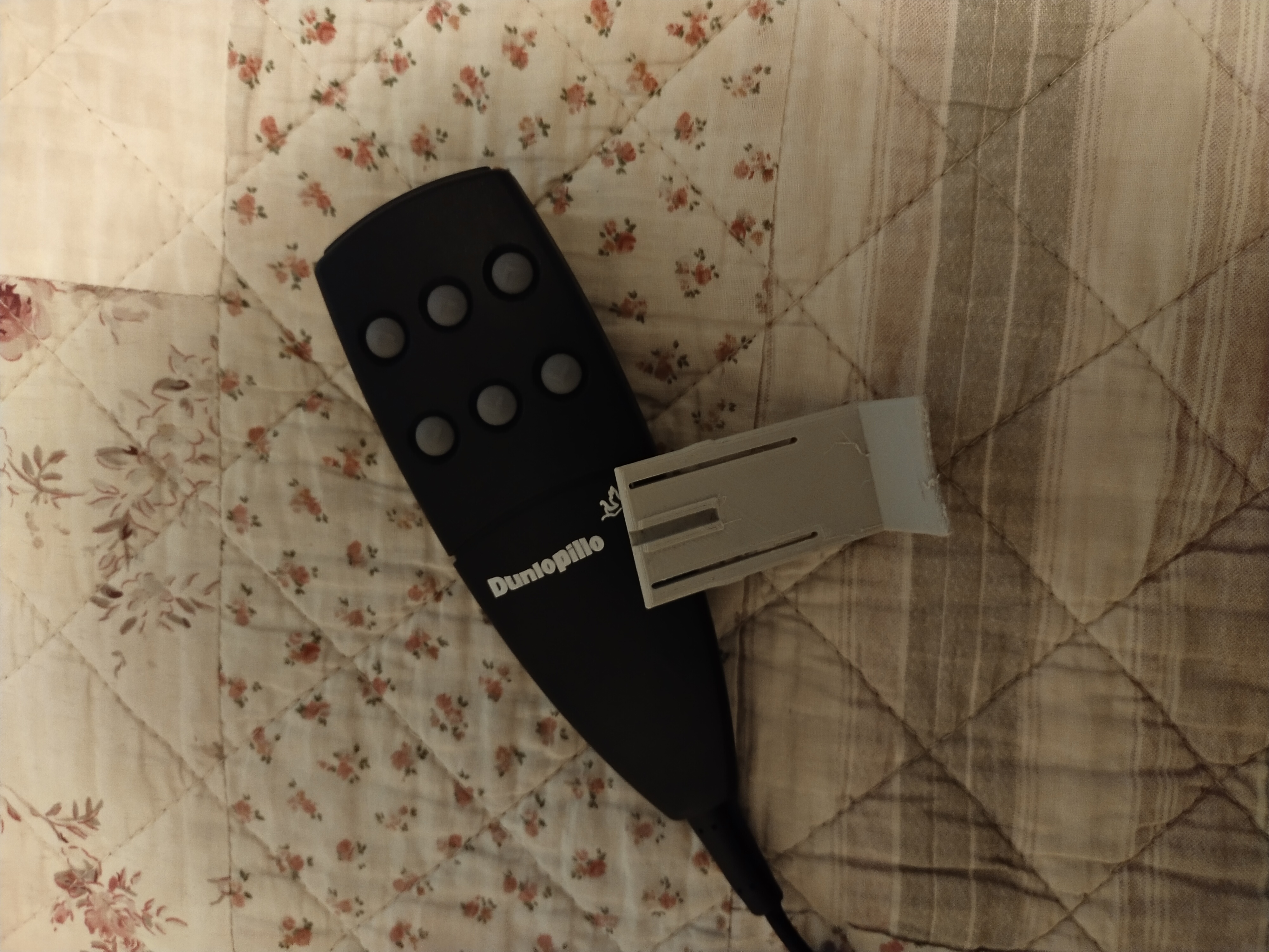 Miniatura 5 do modelo 3D Support télécommande de lit