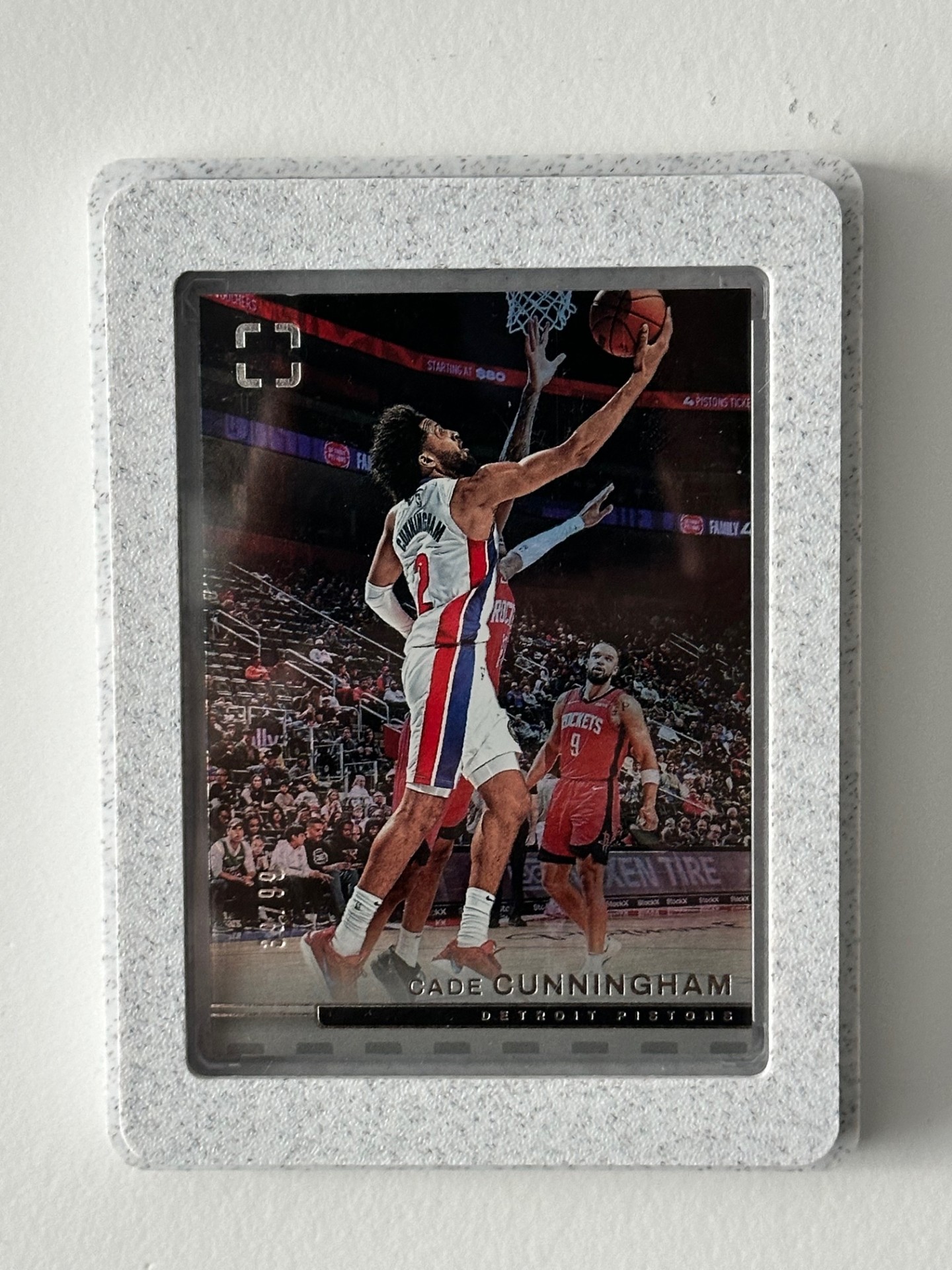 Magnetic wall display for trading card tcg/sports