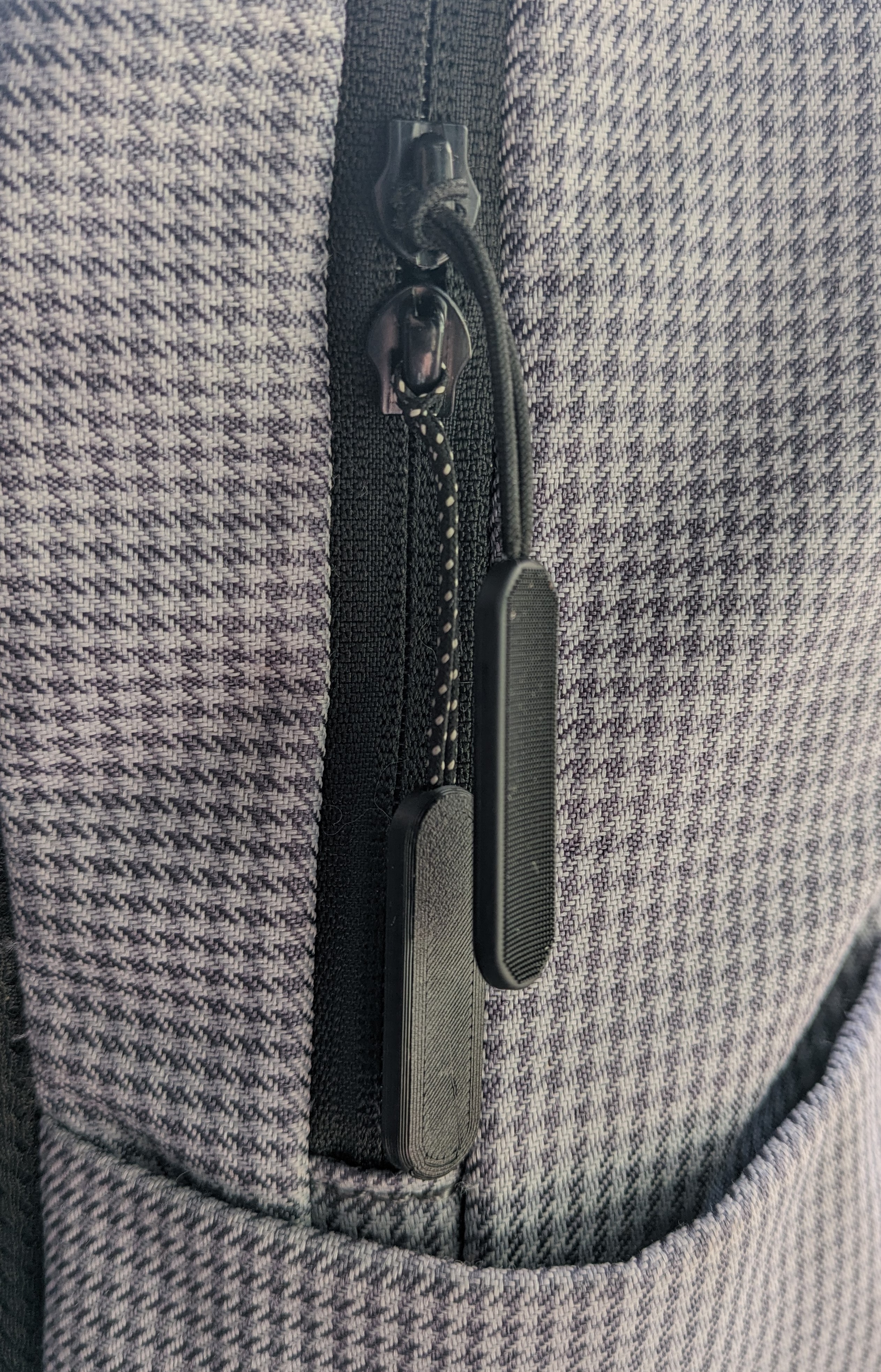 Miniatura 3 do modelo 3D Zipper puller for backpack