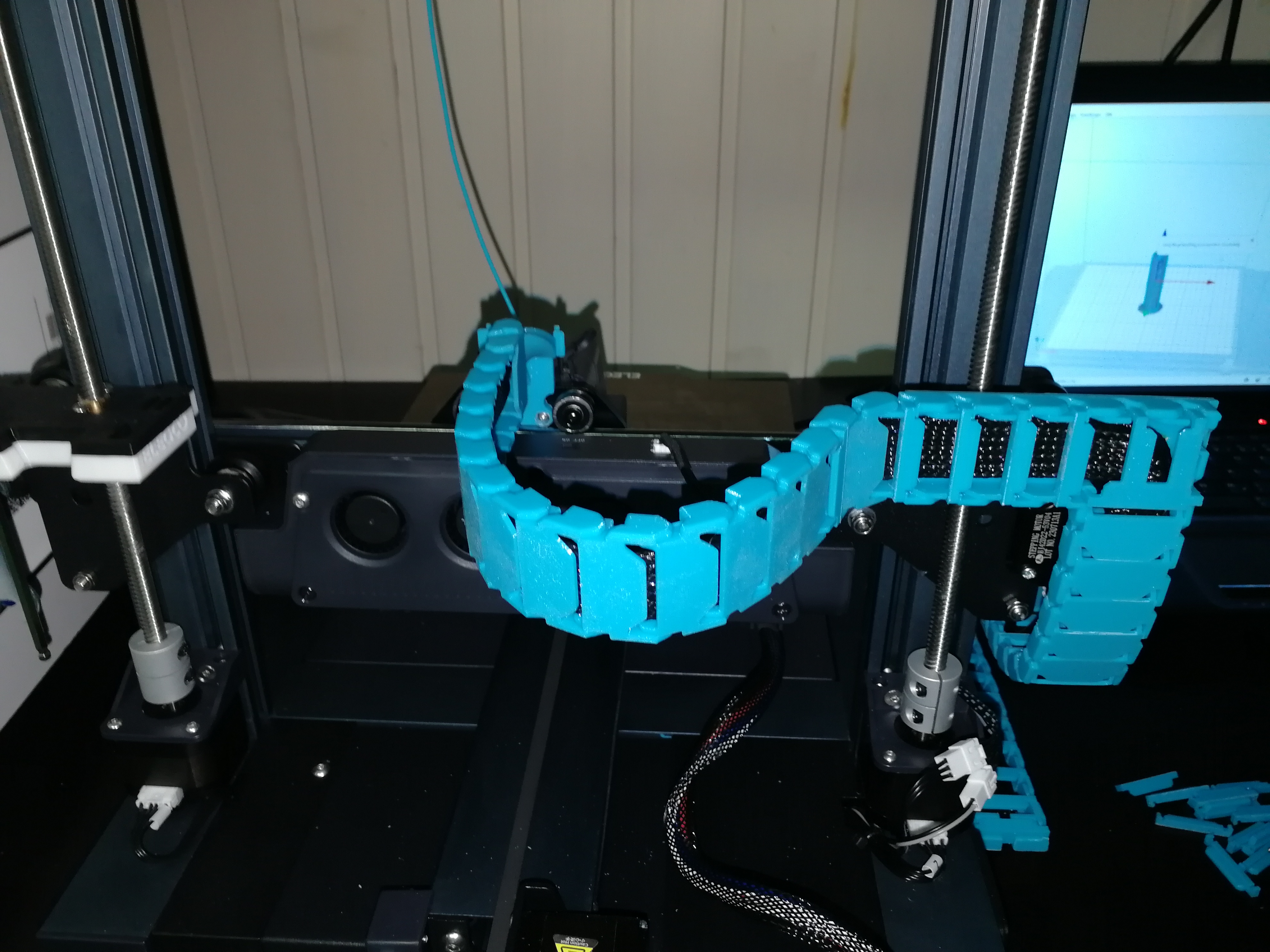 Elegoo Neptune 4/4PRO Cable Chain (New 90deg mount & Z mount to connect chain) 3D model thumbnail