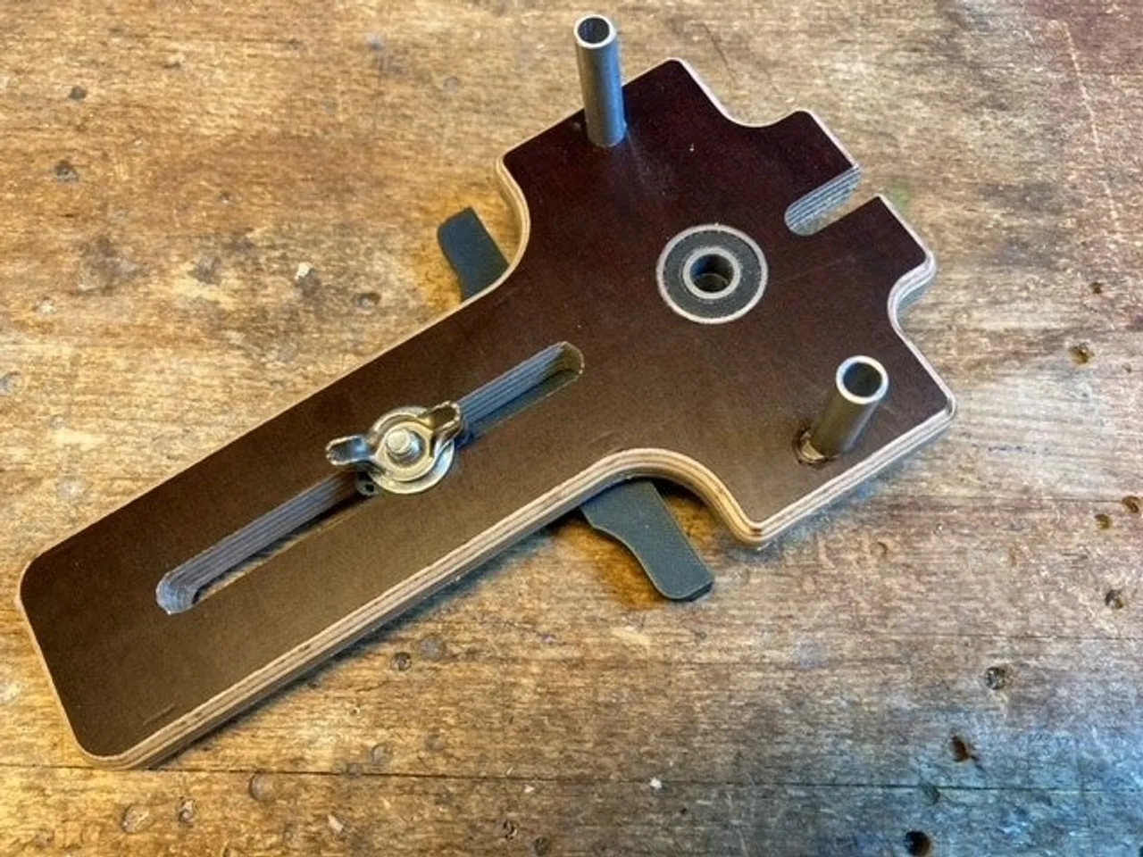 Jig for wooden dowels by Tonitwn Download free STL model Printables