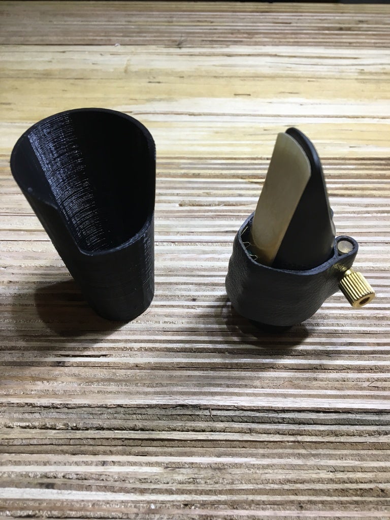 Saxophone mouthpiece cover by Ettienne Download free STL model